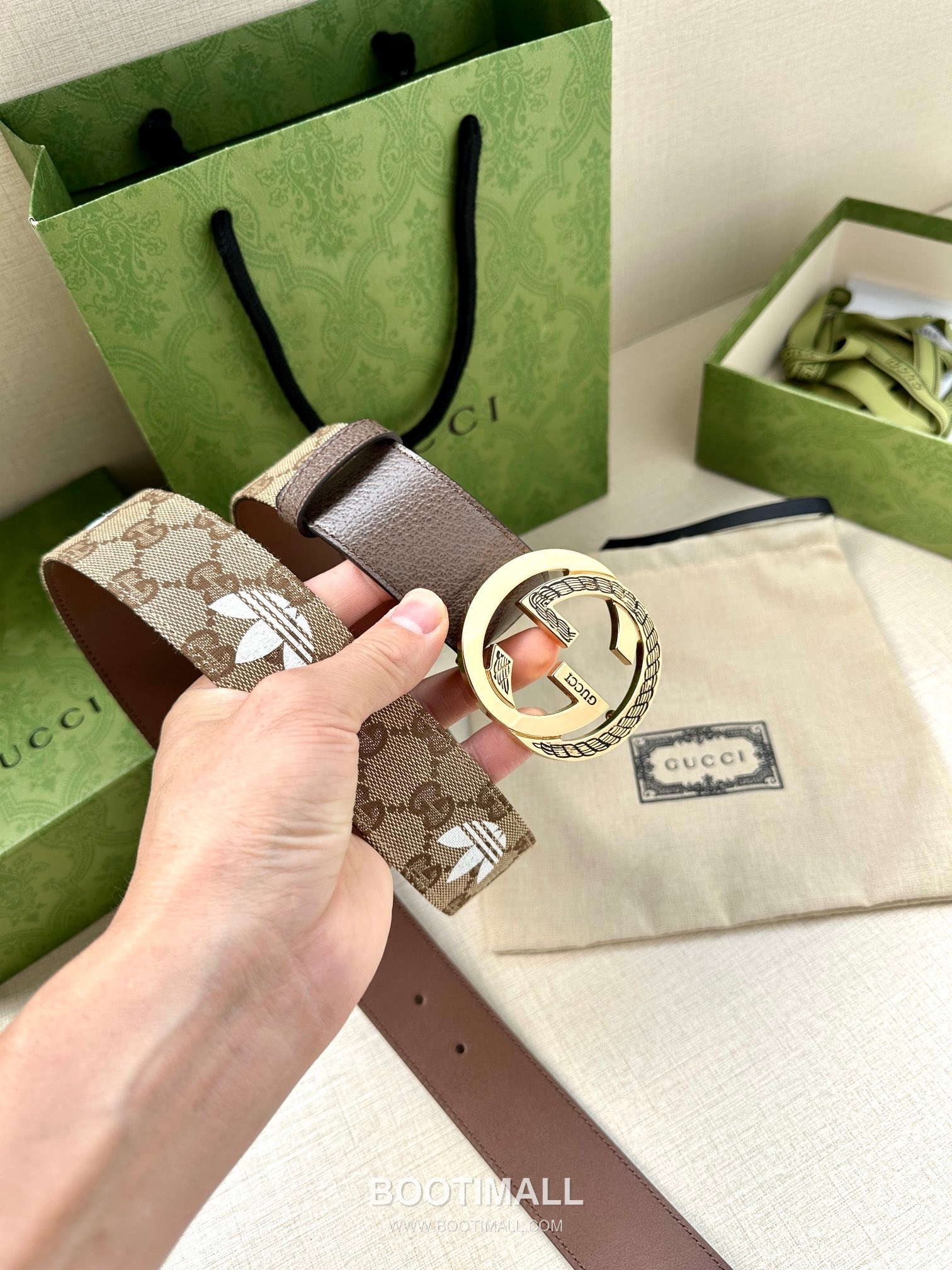 Gucci GG Marmont GG Supreme Canvas Reversible Belt with Double G Buckle Palladium 구찌 GG 마몬트 GG 슈프림 캔버스 리버서블 벨트 더블G 버클 황동 베이스 팔라듐 피니시 4.0cm 4