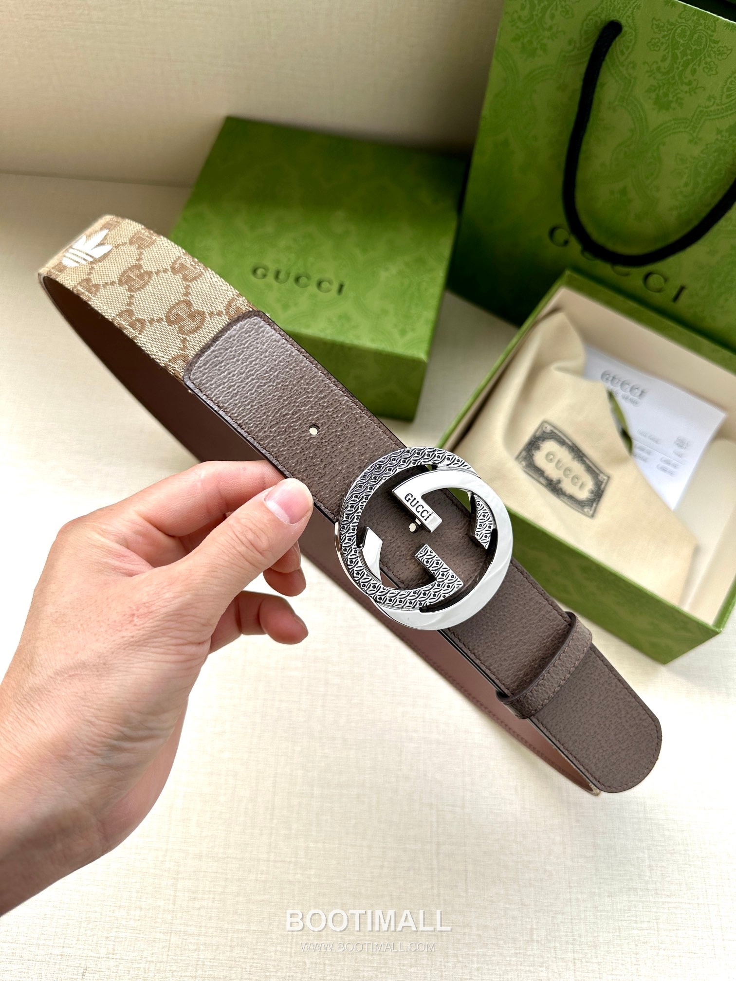 Gucci GG Marmont GG Supreme Canvas Reversible Belt with Double G Buckle Palladium 구찌 GG 마몬트 GG 슈프림 캔버스 리버서블 벨트 더블G 버클 황동 베이스 팔라듐 피니시 4.0cm 1