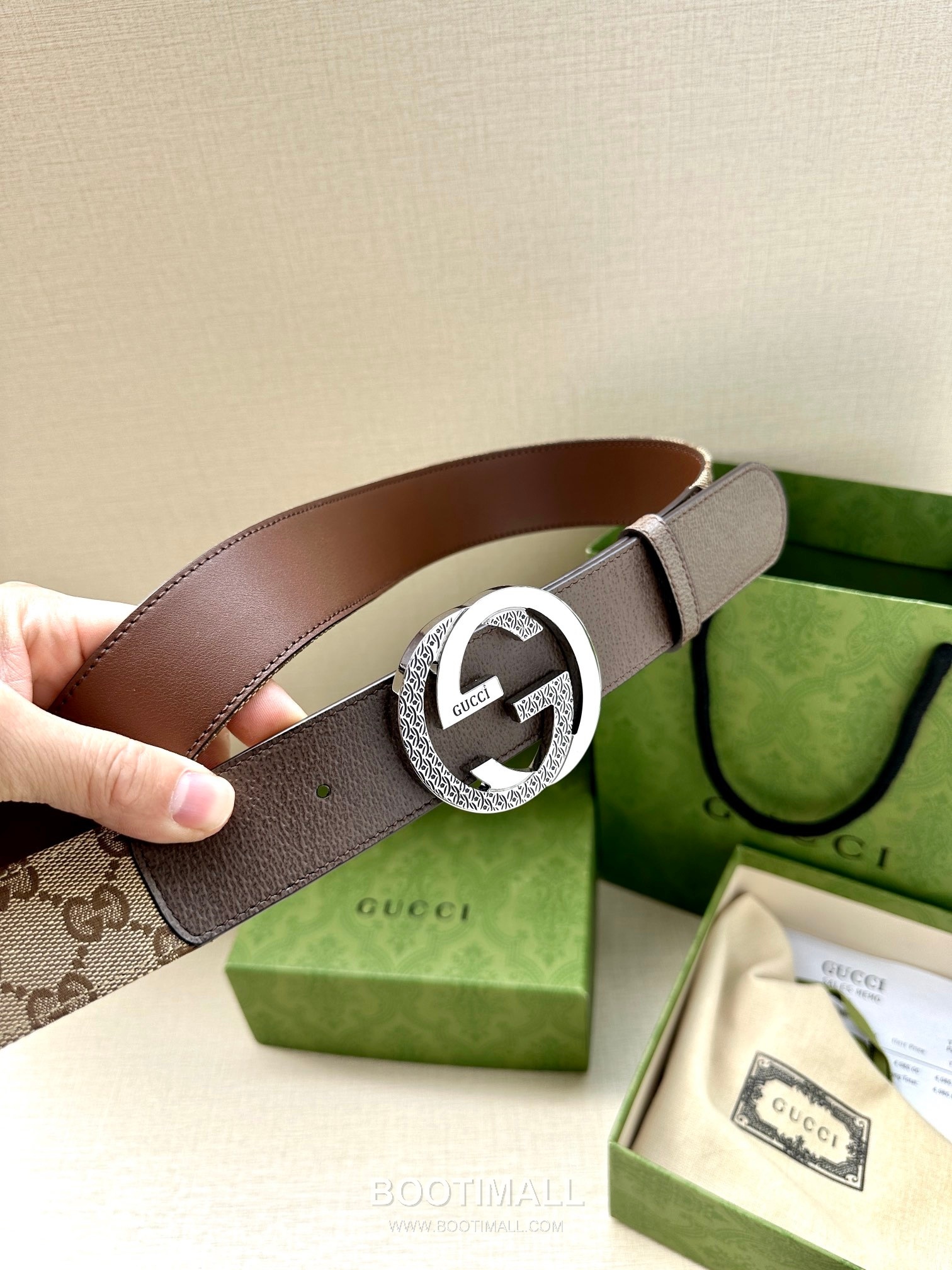 Gucci GG Marmont GG Supreme Canvas Reversible Belt with Double G Buckle Palladium 구찌 GG 마몬트 GG 슈프림 캔버스 리버서블 벨트 더블G 버클 황동 베이스 팔라듐 피니시 4.0cm 2