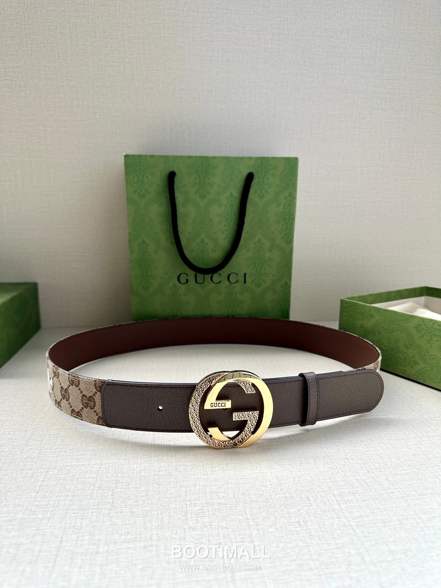 Gucci GG Marmont GG Supreme Canvas Reversible Belt with Double G Buckle Palladium 구찌 GG 마몬트 GG 슈프림 캔버스 리버서블 벨트 더블G 버클 황동 베이스 팔라듐 피니시 4.0cm 5