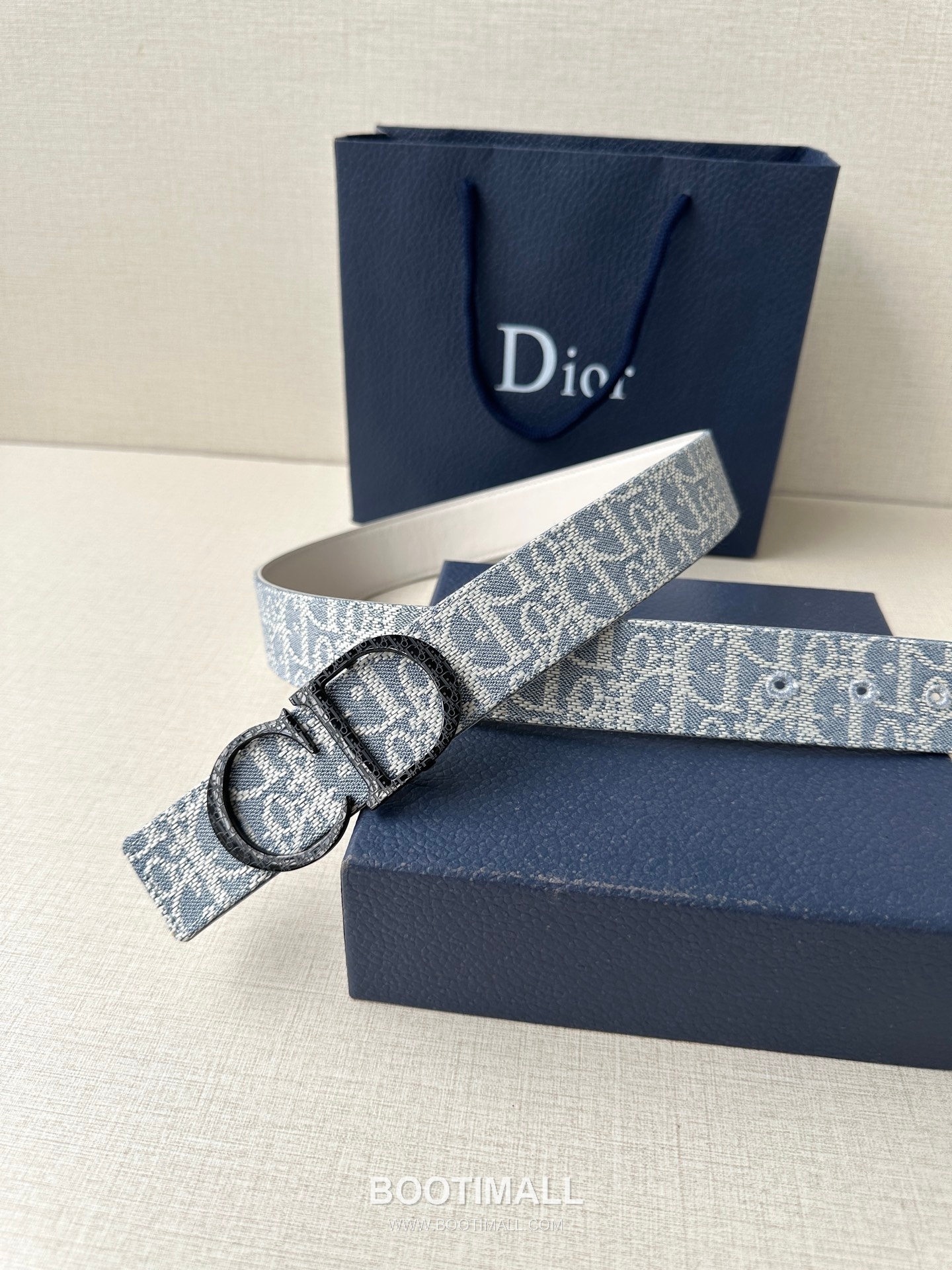 Dior Calfskin Grained Leather Reversible Belt with Logo Buckle Palladium 디올 카프스킨 그레인 레더 리버서블 벨트 로고 버클 황동 베이스 팔라듐 피니시 3.5cm 6