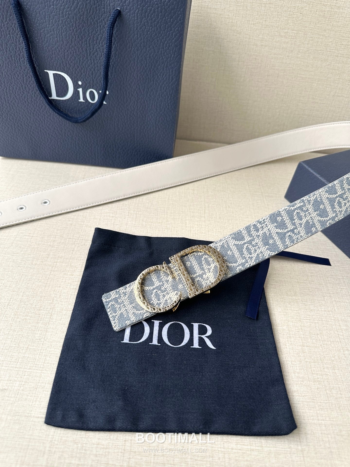Dior Calfskin Grained Leather Reversible Belt with Logo Buckle Palladium 디올 카프스킨 그레인 레더 리버서블 벨트 로고 버클 황동 베이스 팔라듐 피니시 3.5cm 8