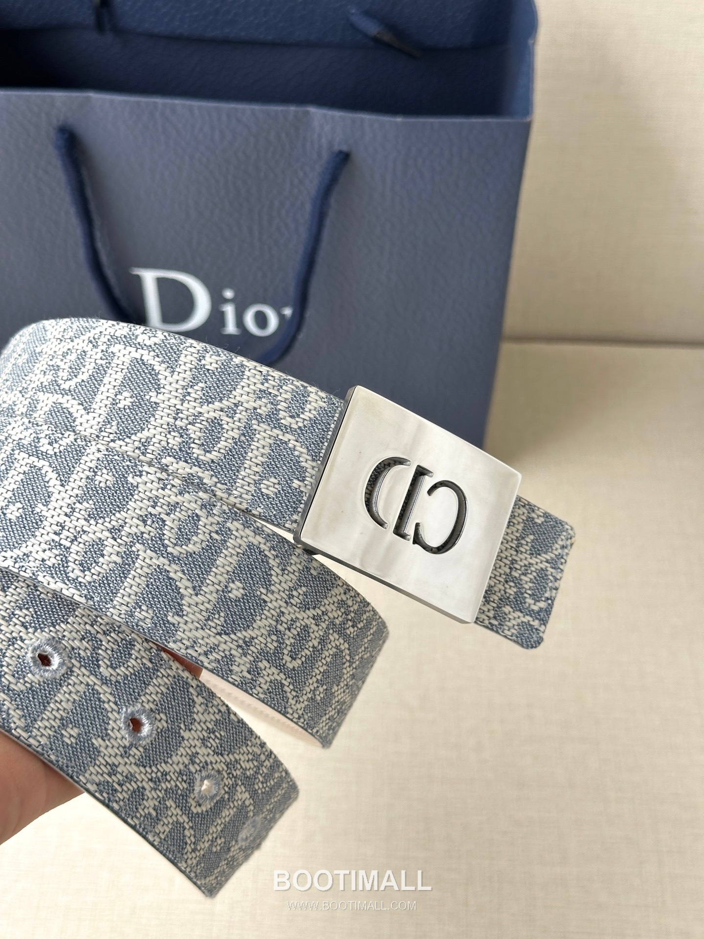 Dior Calfskin Grained Leather Reversible Belt with Logo Buckle Palladium 디올 카프스킨 그레인 레더 리버서블 벨트 로고 버클 황동 베이스 팔라듐 피니시 3.5cm 3