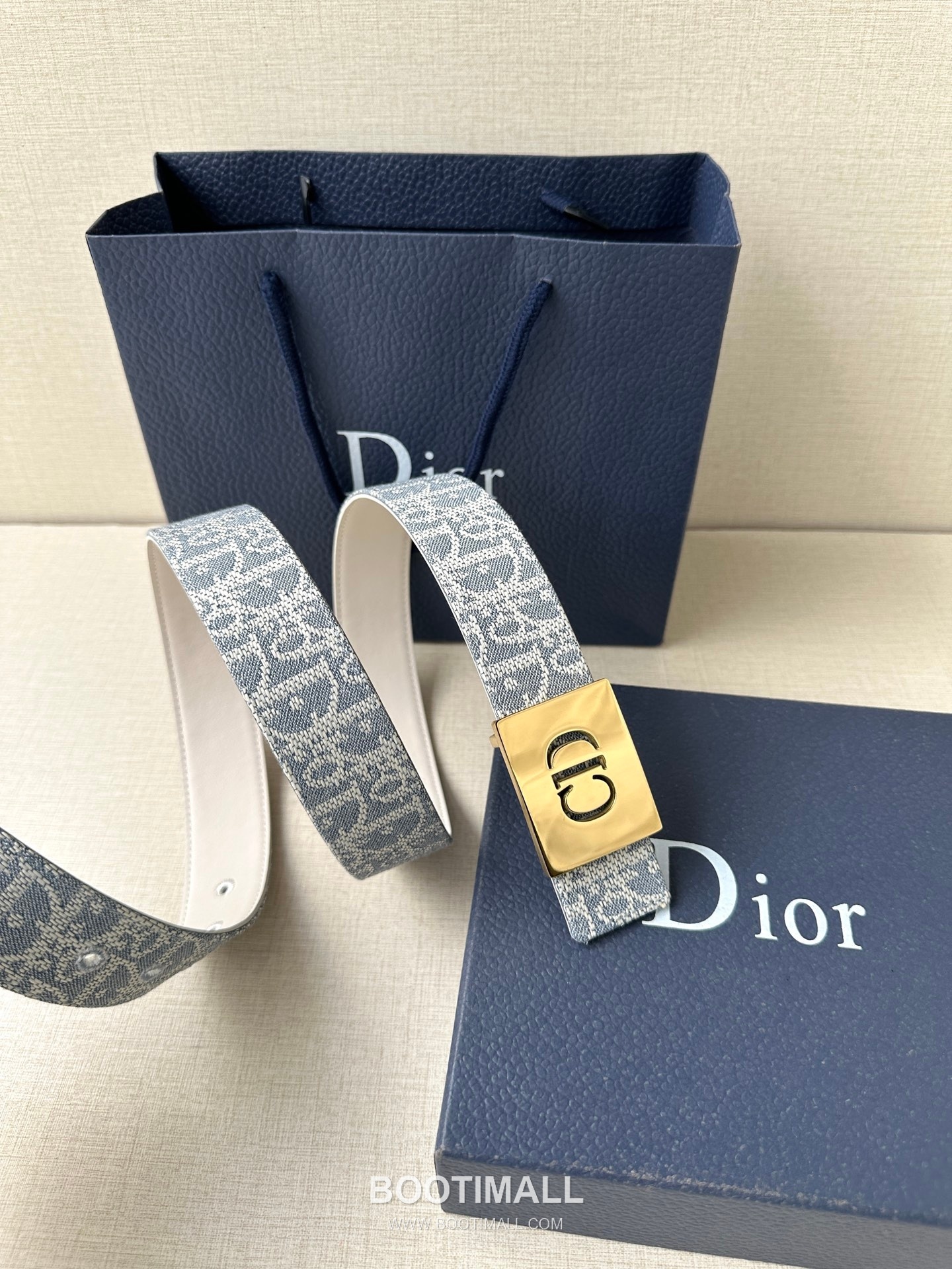 Dior Calfskin Grained Leather Reversible Belt with Logo Buckle Palladium 디올 카프스킨 그레인 레더 리버서블 벨트 로고 버클 황동 베이스 팔라듐 피니시 3.5cm 6