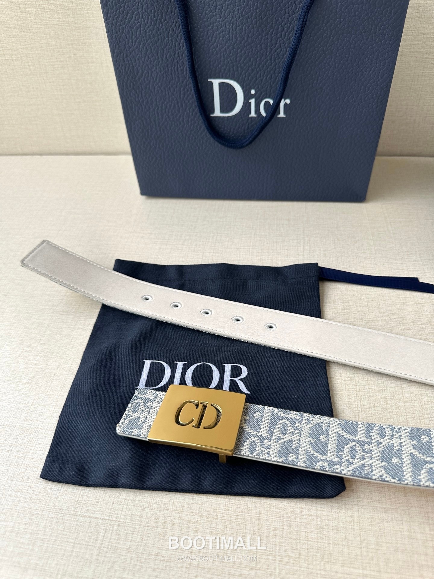 Dior Calfskin Grained Leather Reversible Belt with Logo Buckle Palladium 디올 카프스킨 그레인 레더 리버서블 벨트 로고 버클 황동 베이스 팔라듐 피니시 3.5cm 7