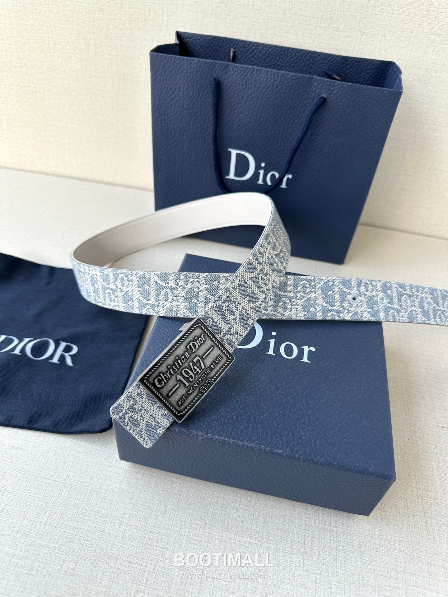 Dior Calfskin Grained Leather Reversible Belt with Logo Buckle Palladium 디올 카프스킨 그레인 레더 리버서블 벨트 로고 버클 황동 베이스 팔라듐 피니시 3.5cm 6