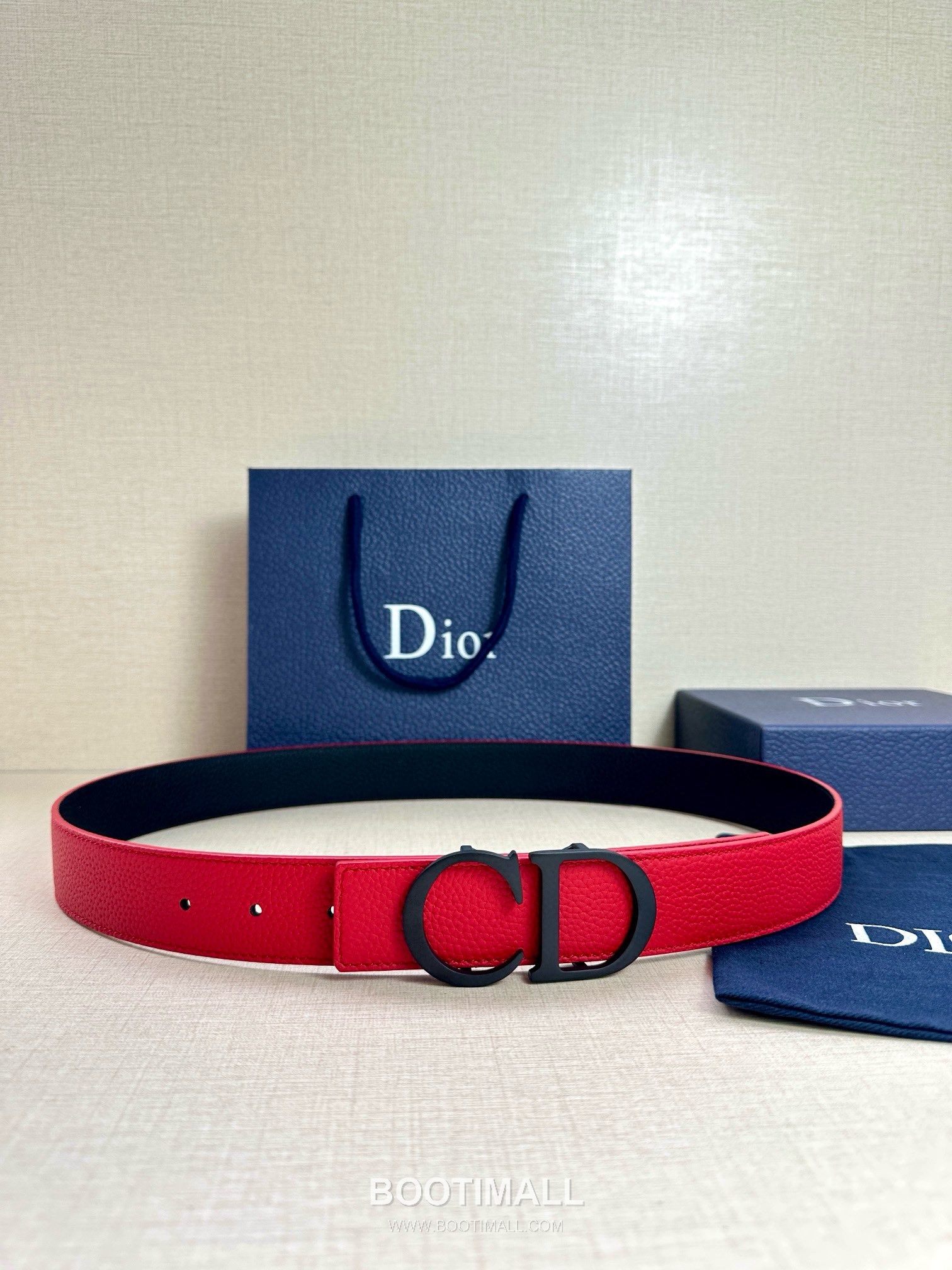 Dior Calfskin Grained Leather Reversible Belt with Logo Buckle Palladium 디올 카프스킨 그레인 레더 리버서블 벨트 로고 버클 황동 베이스 팔라듐 피니시 3.5cm 1