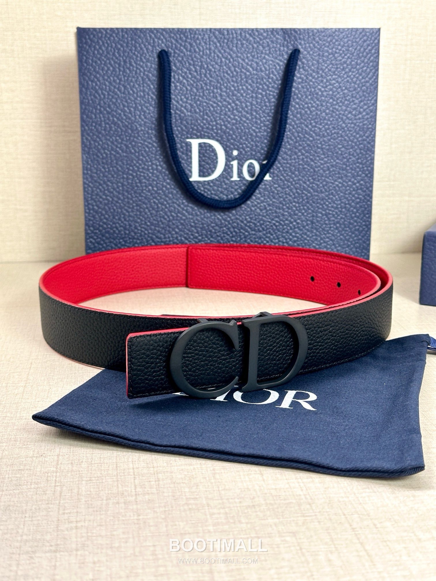 Dior Calfskin Grained Leather Reversible Belt with Logo Buckle Palladium 디올 카프스킨 그레인 레더 리버서블 벨트 로고 버클 황동 베이스 팔라듐 피니시 3.5cm 5