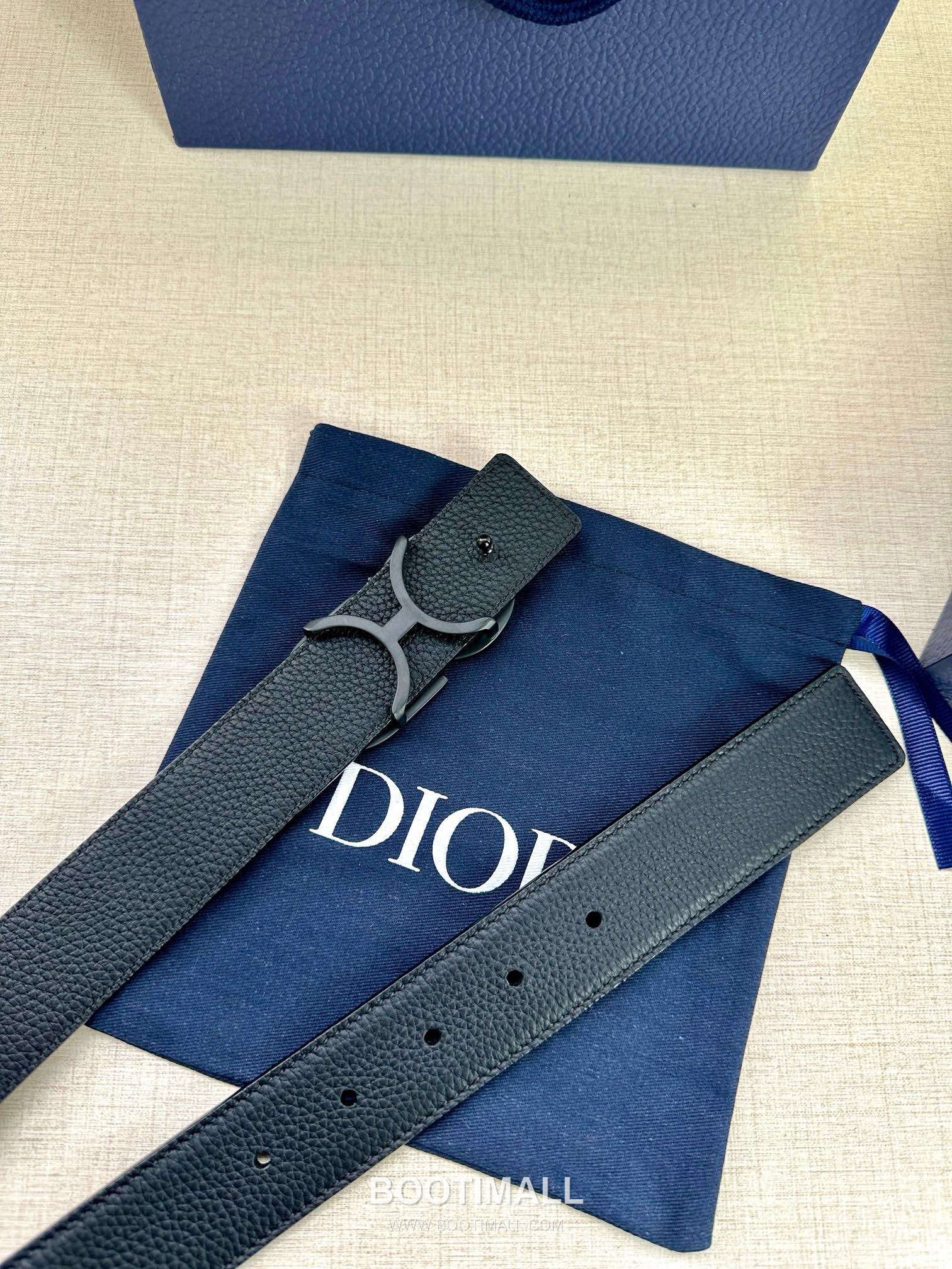 Dior Calfskin Grained Leather Reversible Belt with Logo Buckle Palladium 디올 카프스킨 그레인 레더 리버서블 벨트 로고 버클 황동 베이스 팔라듐 피니시 3.5cm 6
