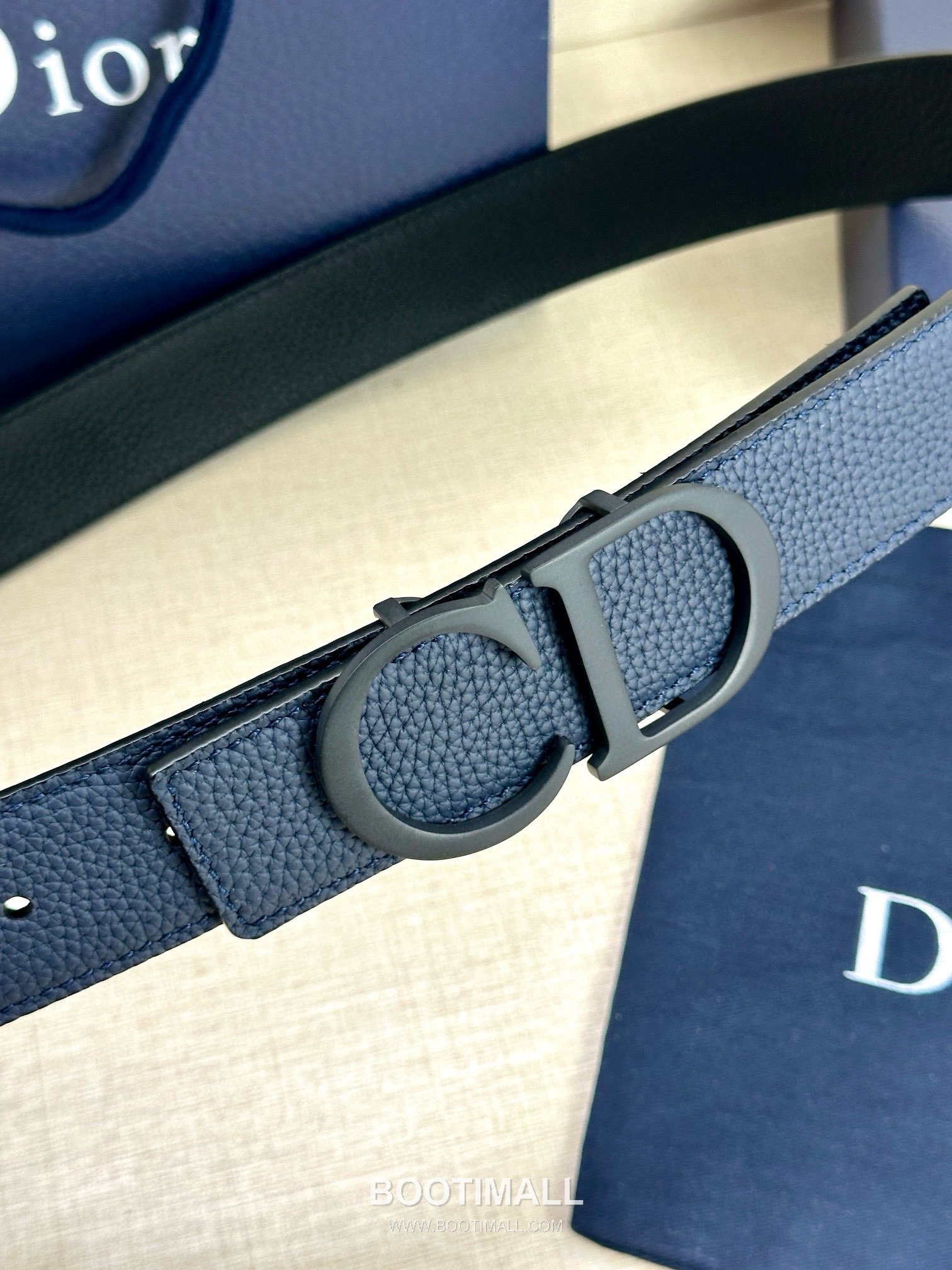 Dior Calfskin Grained Leather Reversible Belt with Logo Buckle Palladium 디올 카프스킨 그레인 레더 리버서블 벨트 로고 버클 황동 베이스 팔라듐 피니시 3.5cm 3