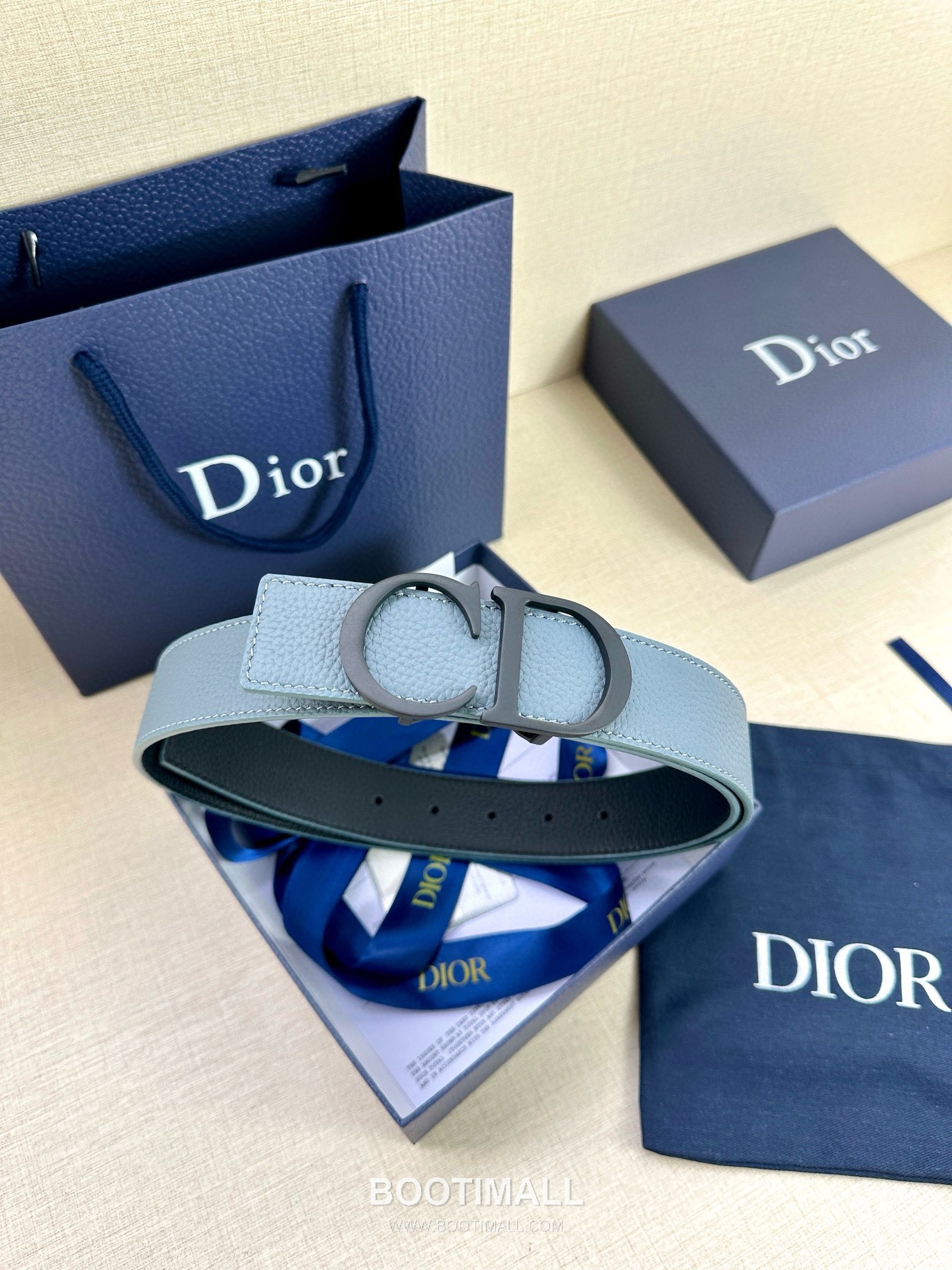 Dior Calfskin Grained Leather Reversible Belt with Logo Buckle Palladium 디올 카프스킨 그레인 레더 리버서블 벨트 로고 버클 황동 베이스 팔라듐 피니시 3.5cm 5