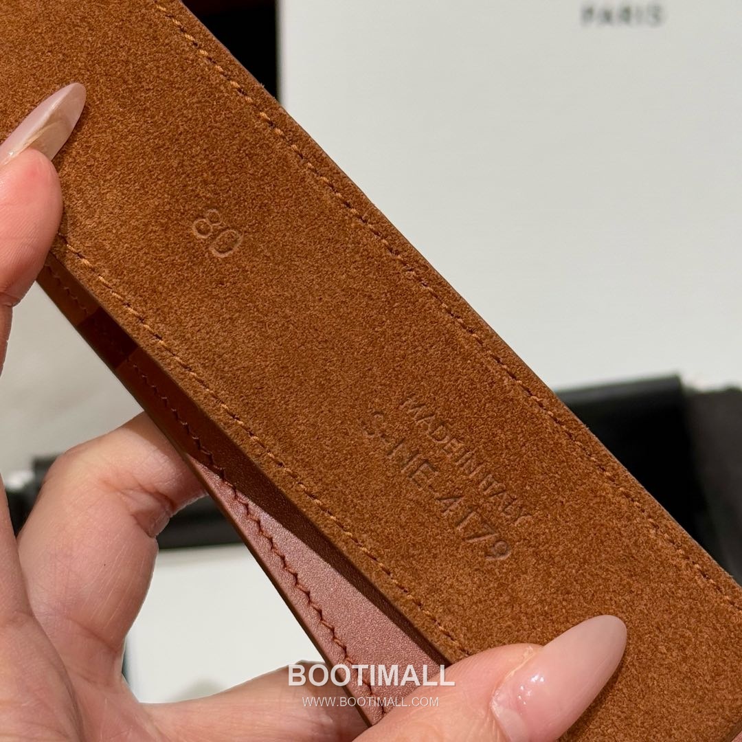 Celine Twin Triomphe Suede Calfskin Leather Belt with Triomphe Buckle Gold-Plated 셀린느 트윈 트리옹프 스웨이드 카프스킨 레더 벨트 트리옹프 버클 황동 베이스 금도금 3.5cm 9