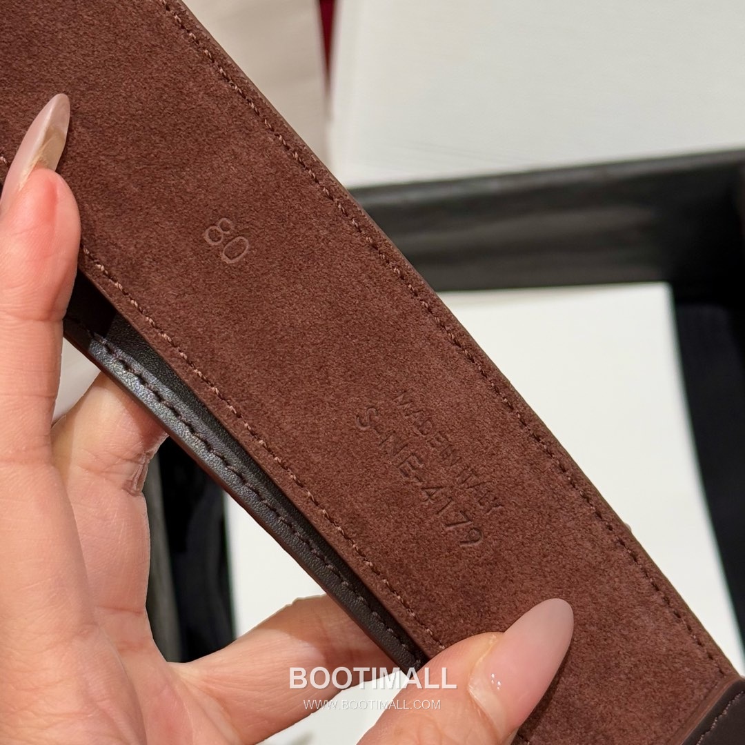 Celine Twin Triomphe Suede Calfskin Leather Belt with Triomphe Buckle Gold-Plated 셀린느 트윈 트리옹프 스웨이드 카프스킨 레더 벨트 트리옹프 버클 황동 베이스 금도금 3.5cm 9