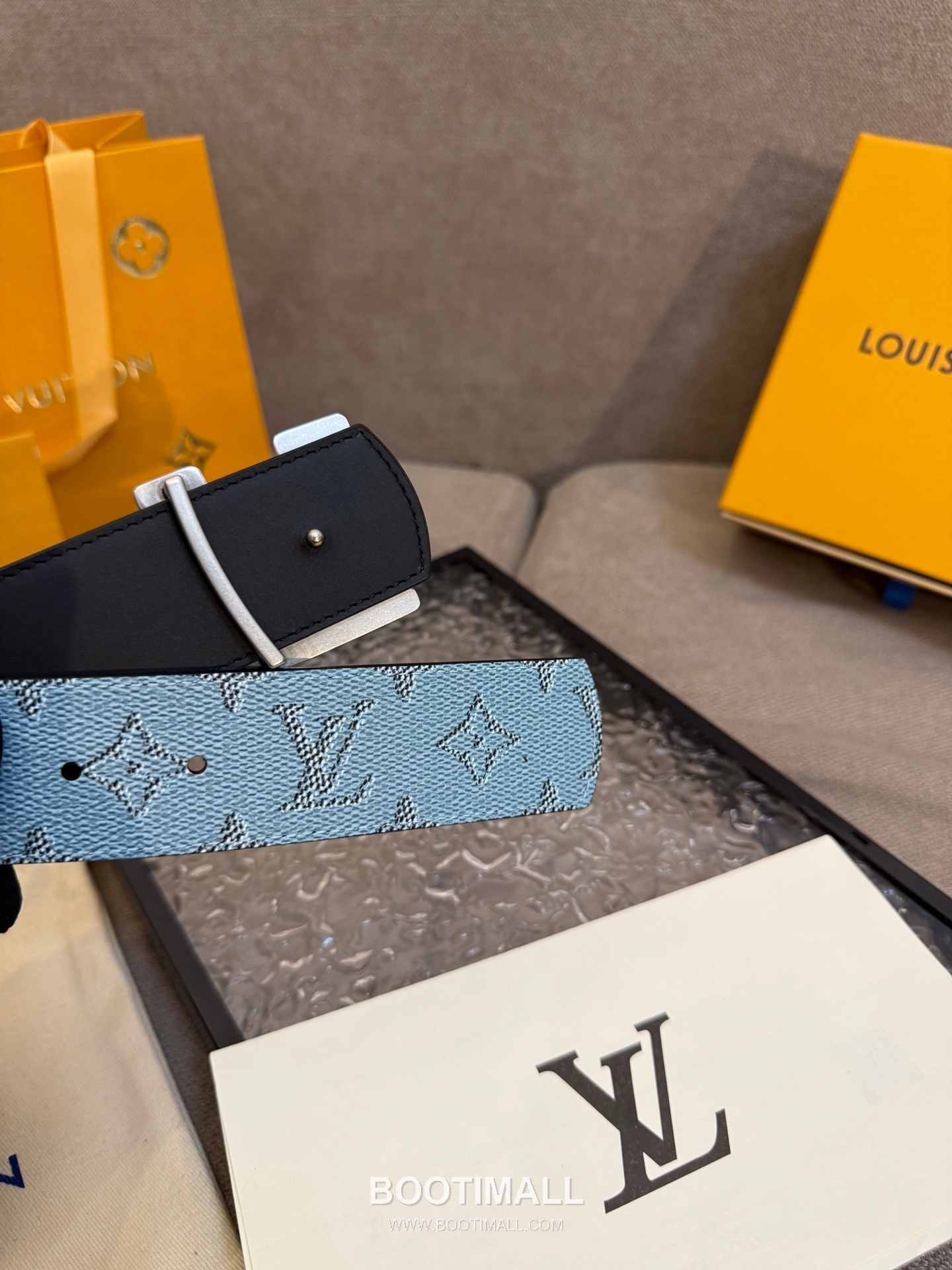 Louis Vuitton LV Dimension Monogram Canvas Reversible Belt with LV Dimension Buckle Palladium 루이비통 LV 디멘션 모노그램 캔버스 리버서블 벨트 LV 디멘션 버클 황동 베이스 팔라듐 피니시 4.0cm 7