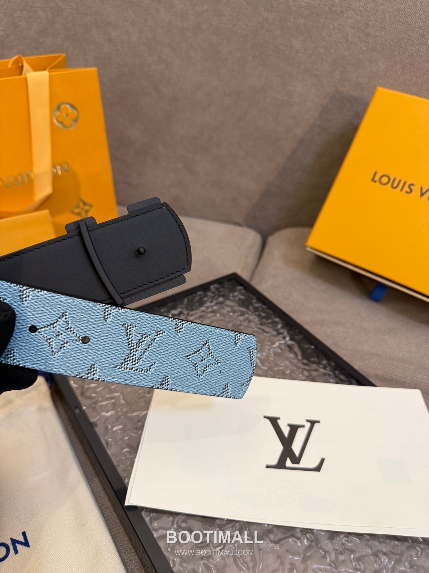 Louis Vuitton LV Dimension Monogram Canvas Reversible Belt with LV Dimension Buckle Palladium 루이비통 LV 디멘션 모노그램 캔버스 리버서블 벨트 LV 디멘션 버클 황동 베이스 팔라듐 피니시 4.0cm 7