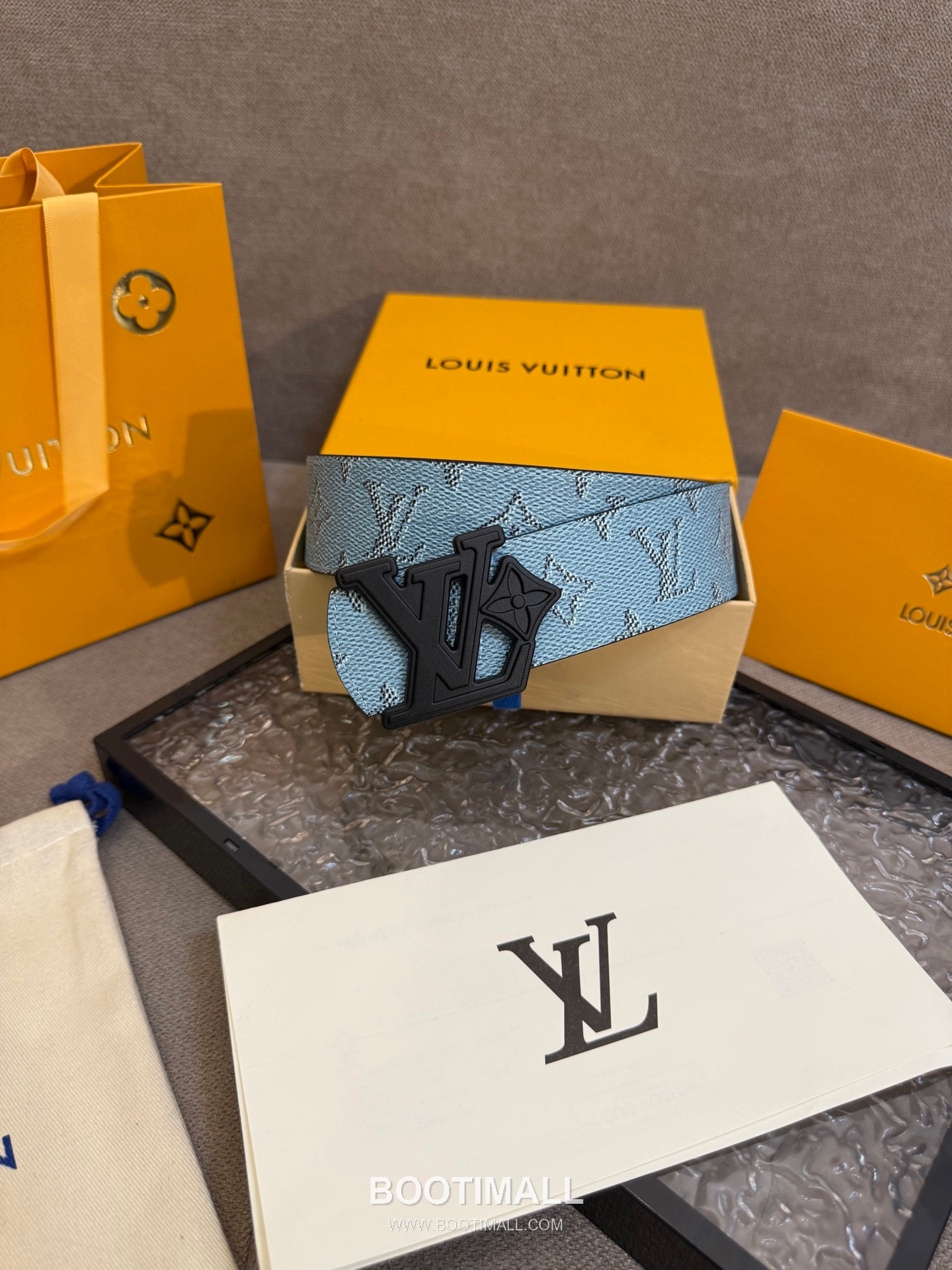 Louis Vuitton LV Dimension Monogram Canvas Reversible Belt with LV Dimension Buckle Palladium 루이비통 LV 디멘션 모노그램 캔버스 리버서블 벨트 LV 디멘션 버클 황동 베이스 팔라듐 피니시 4.0cm 8