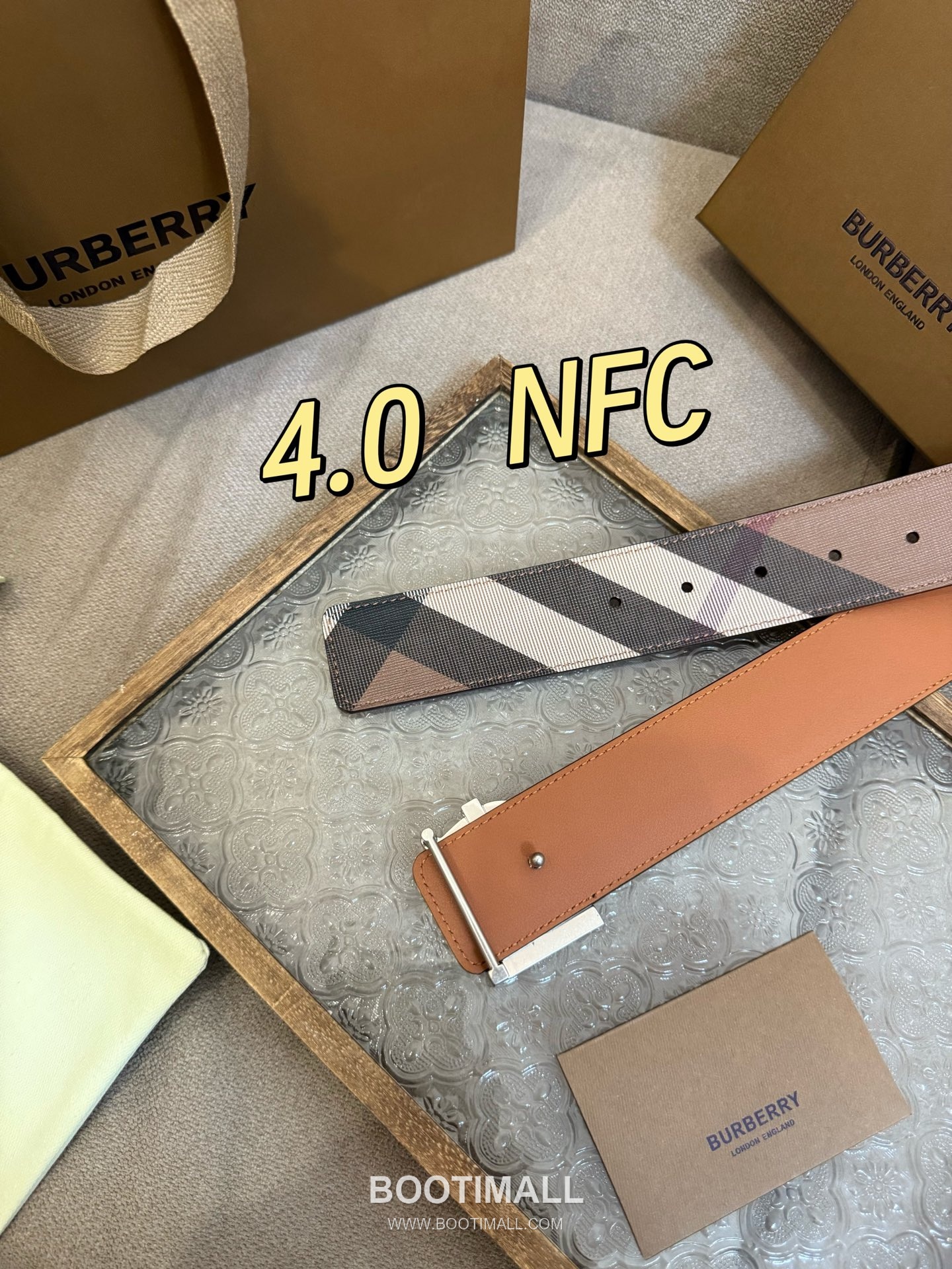 Burberry Check Canvas Calfskin Leather Reversible Belt with Logo Buckle Palladium 버버리 체크 캔버스 카프스킨 레더 리버서블 벨트 로고 버클 황동 베이스 팔라듐 피니시 4.0cm 5