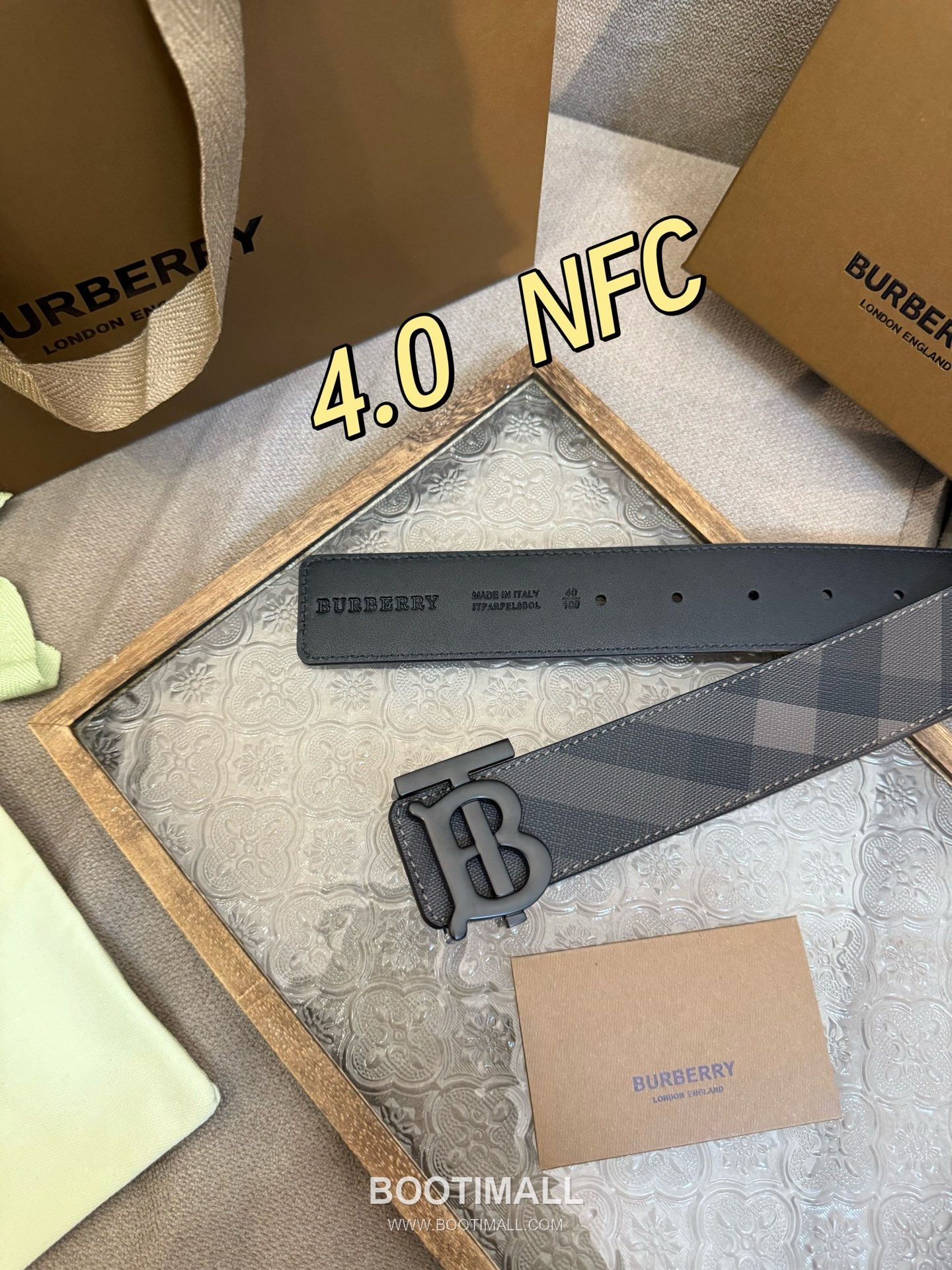 Burberry Check Canvas Calfskin Leather Reversible Belt with Logo Buckle Palladium 버버리 체크 캔버스 카프스킨 레더 리버서블 벨트 로고 버클 황동 베이스 팔라듐 피니시 4.0cm 4