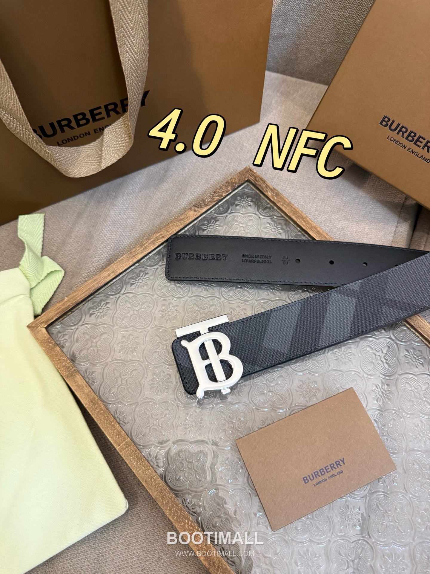 Burberry Check Canvas Calfskin Leather Reversible Belt with Logo Buckle Palladium 버버리 체크 캔버스 카프스킨 레더 리버서블 벨트 로고 버클 황동 베이스 팔라듐 피니시 4.0cm 2