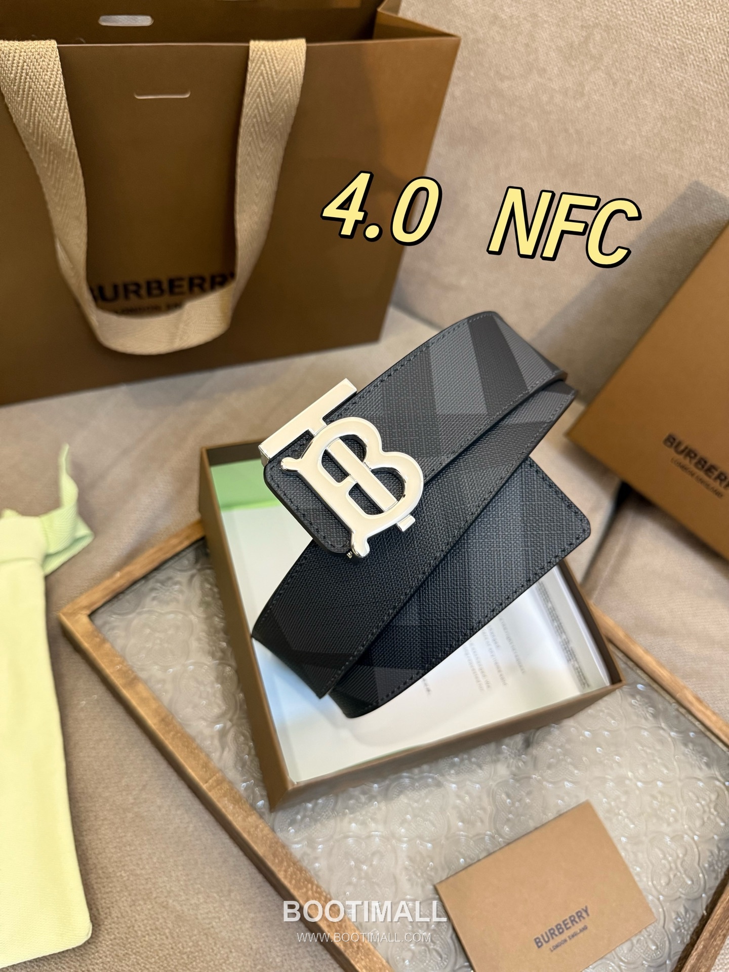 Burberry Check Canvas Calfskin Leather Reversible Belt with Logo Buckle Palladium 버버리 체크 캔버스 카프스킨 레더 리버서블 벨트 로고 버클 황동 베이스 팔라듐 피니시 4.0cm 6