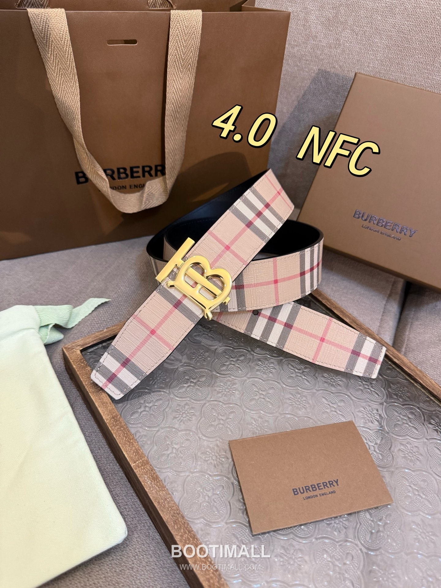 Burberry Check Canvas Calfskin Leather Reversible Belt with Logo Buckle Palladium 버버리 체크 캔버스 카프스킨 레더 리버서블 벨트 로고 버클 황동 베이스 팔라듐 피니시 4.0cm 2
