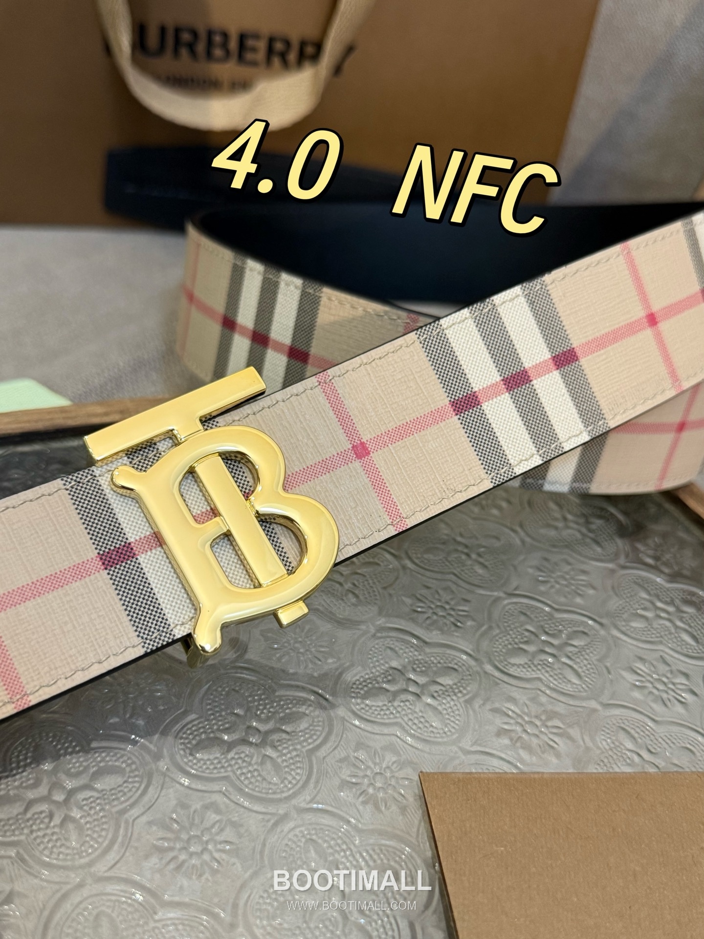 Burberry Check Canvas Calfskin Leather Reversible Belt with Logo Buckle Palladium 버버리 체크 캔버스 카프스킨 레더 리버서블 벨트 로고 버클 황동 베이스 팔라듐 피니시 4.0cm 3