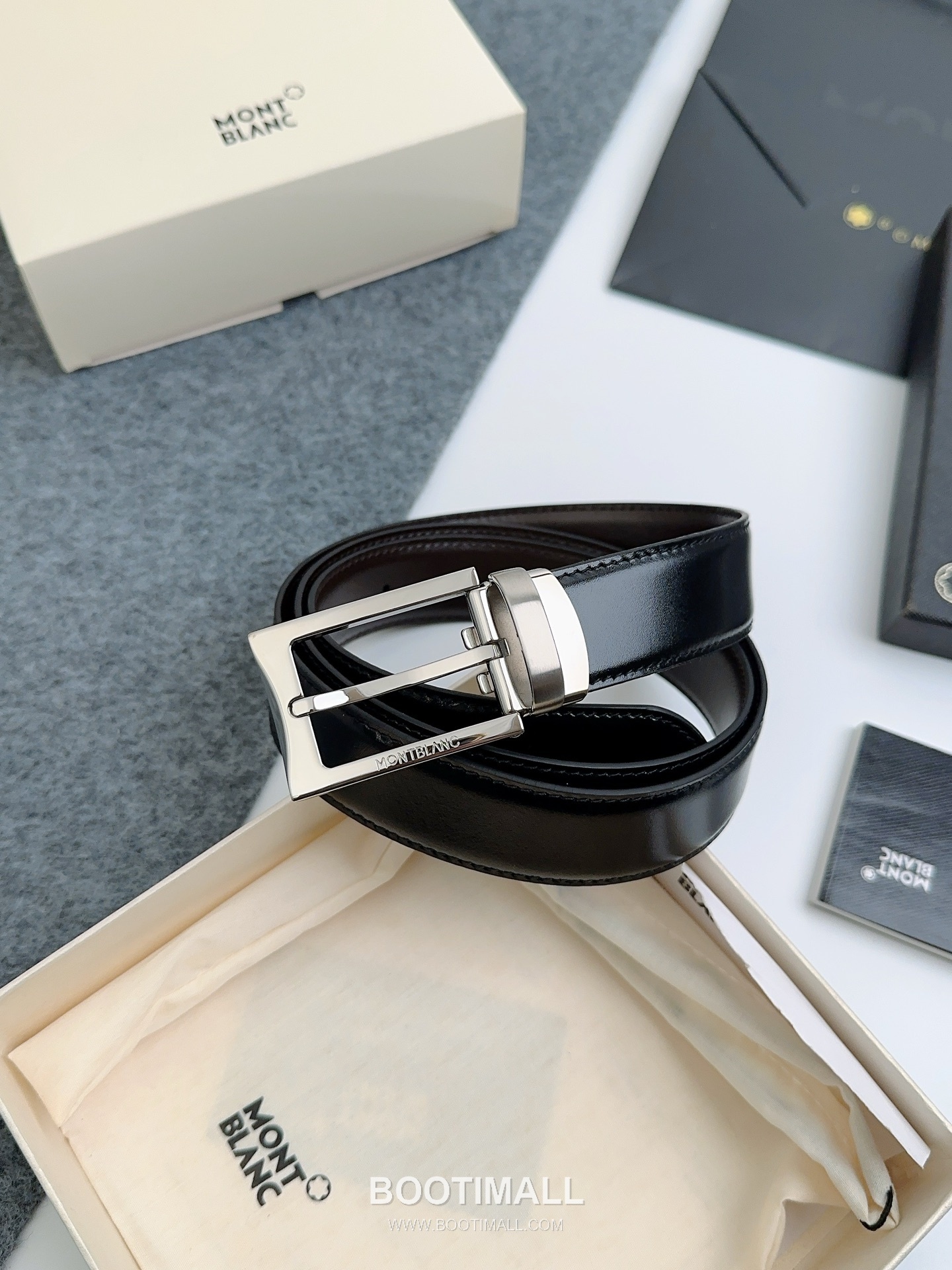 Montblanc Calfskin Leather Reversible Belt with Pin Buckle Palladium 몽블랑 카프스킨 레더 리버서블 벨트 핀 버클 황동 베이스 팔라듐 피니시 3.0cm 1