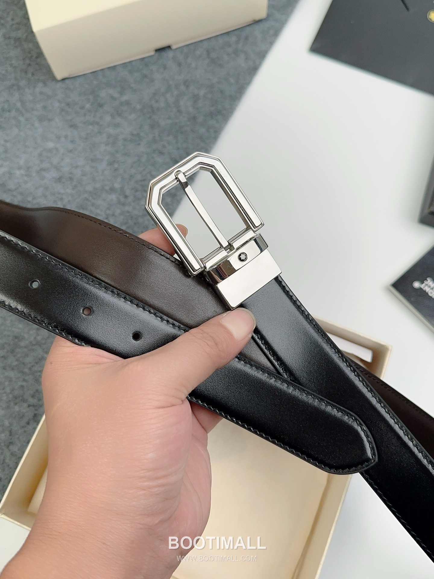 Montblanc Calfskin Leather Reversible Belt with Pin Buckle Palladium 몽블랑 카프스킨 레더 리버서블 벨트 핀 버클 황동 베이스 팔라듐 피니시 3.0cm 7