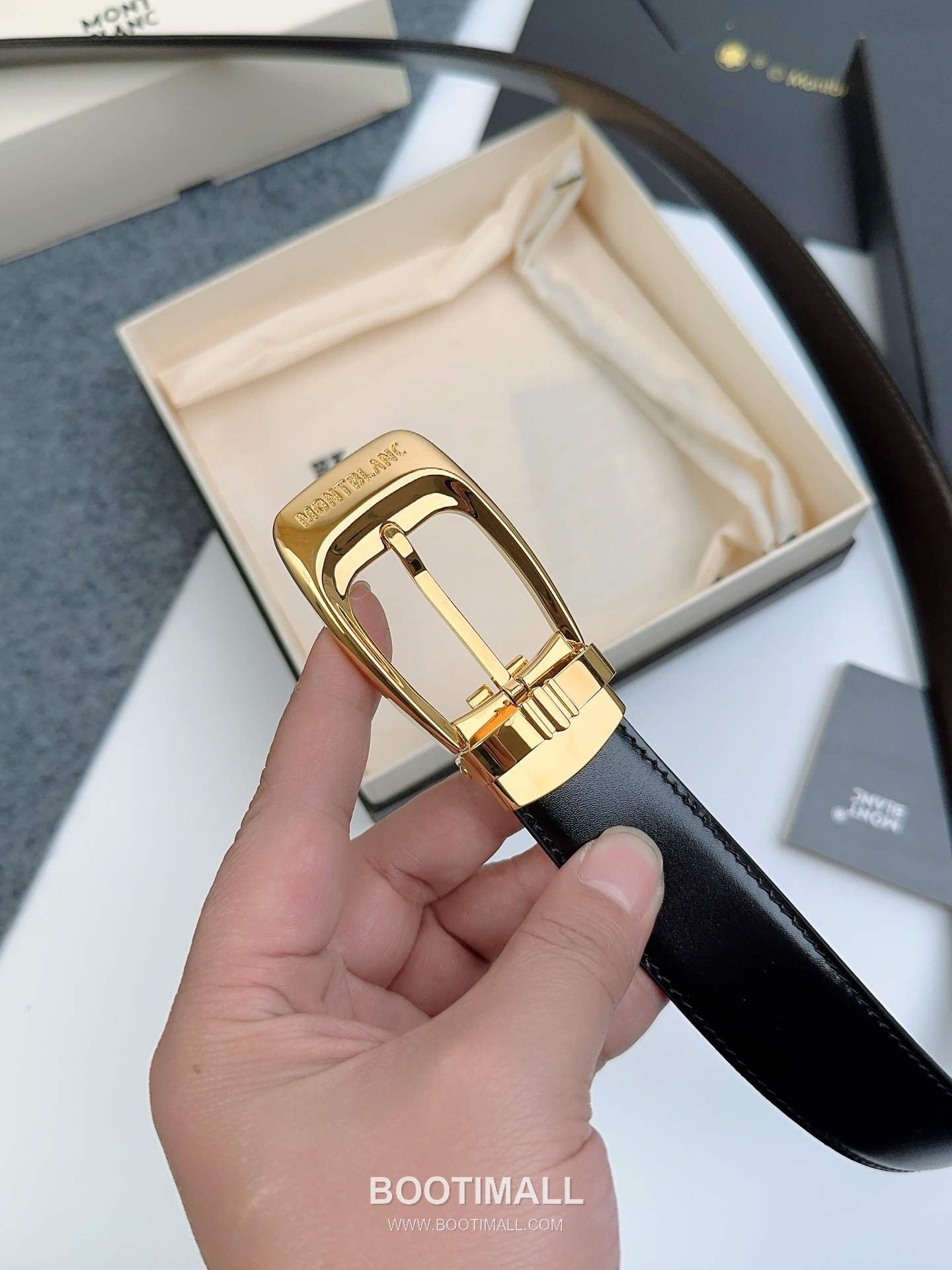 Montblanc Calfskin Leather Reversible Belt with Pin Buckle Palladium 몽블랑 카프스킨 레더 리버서블 벨트 핀 버클 황동 베이스 팔라듐 피니시 3.0cm 5