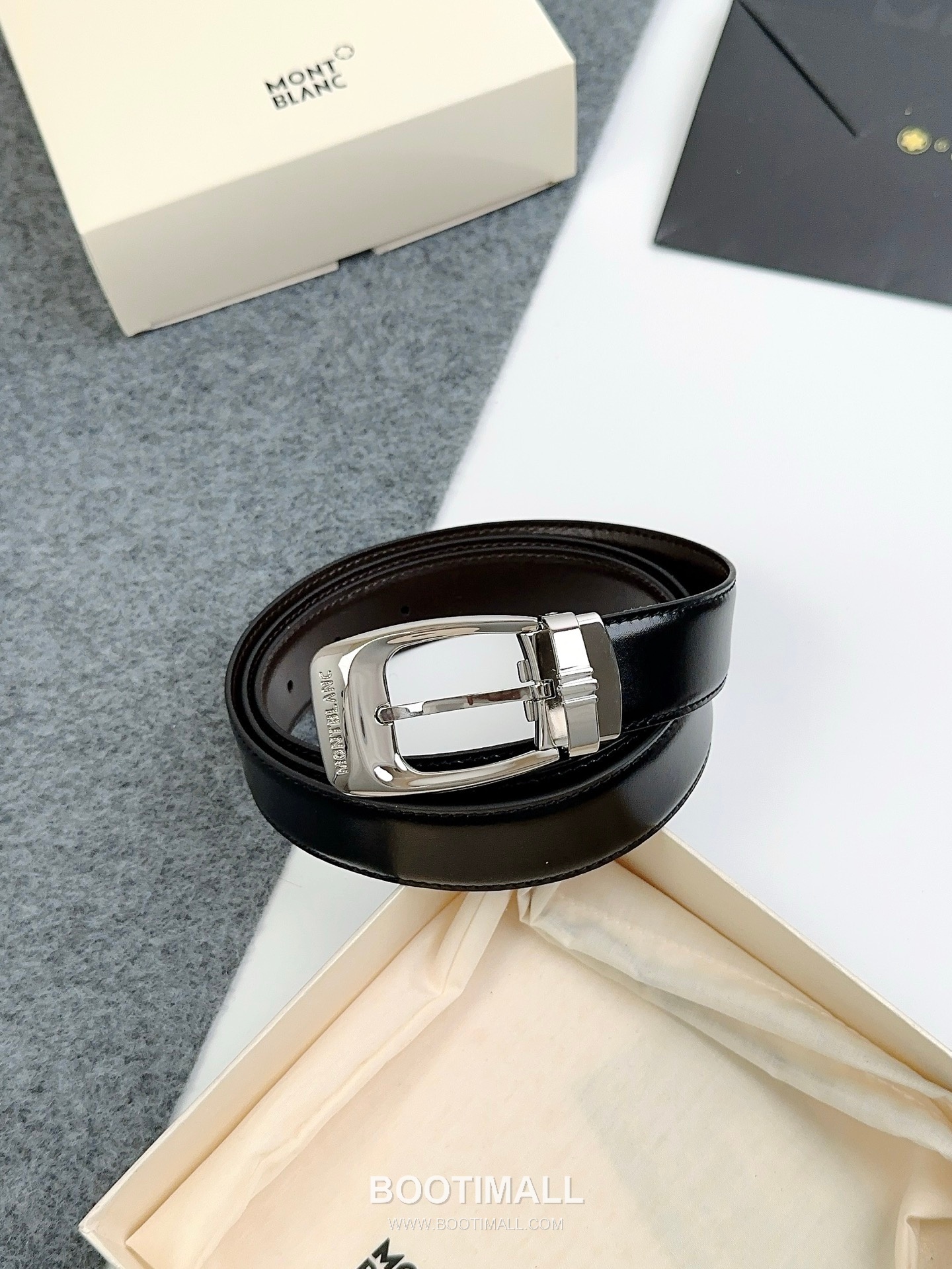 Montblanc Calfskin Leather Reversible Belt with Pin Buckle Palladium 몽블랑 카프스킨 레더 리버서블 벨트 핀 버클 황동 베이스 팔라듐 피니시 3.0cm 1