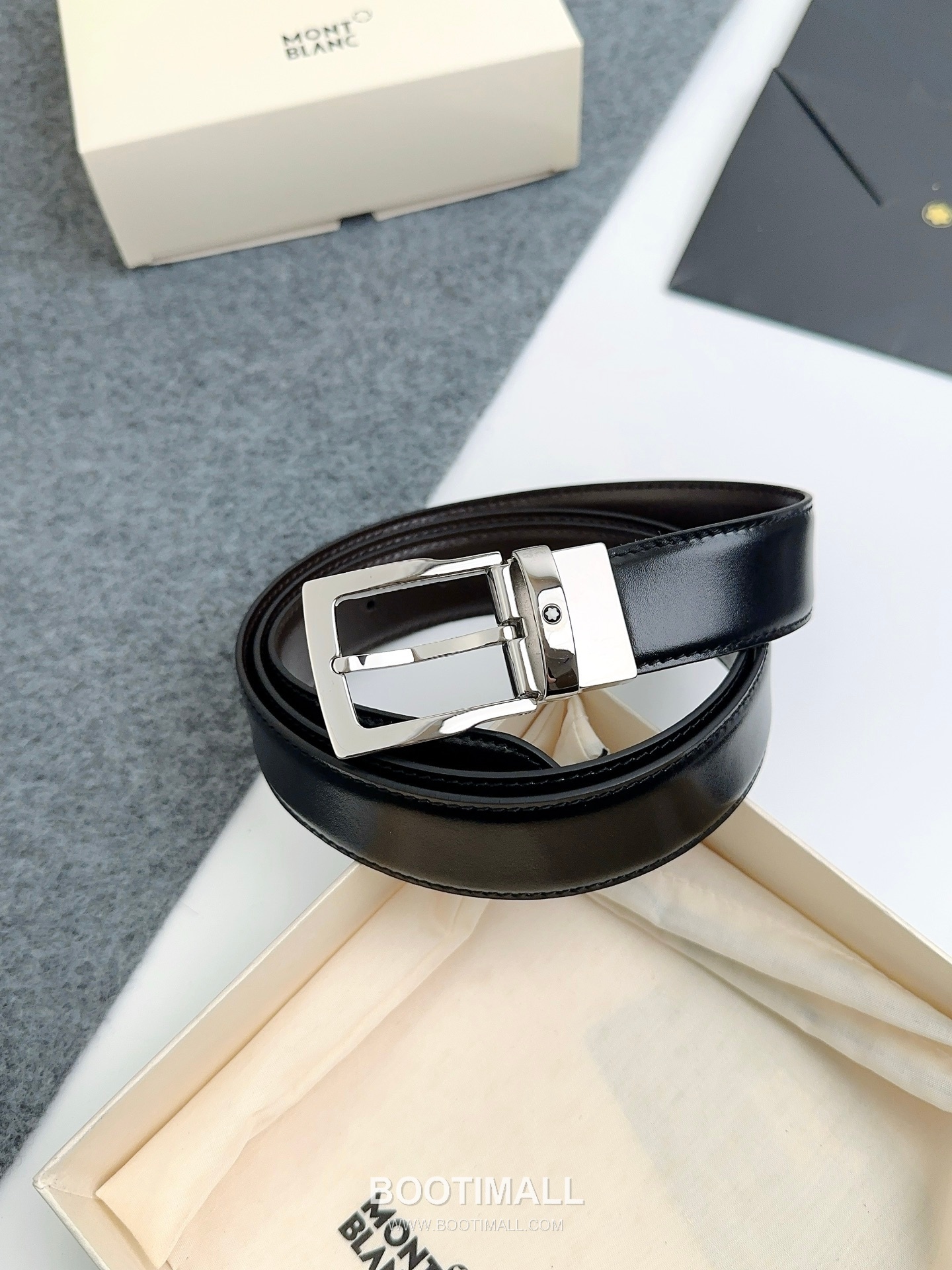 Montblanc Calfskin Leather Reversible Belt with Pin Buckle Palladium 몽블랑 카프스킨 레더 리버서블 벨트 핀 버클 황동 베이스 팔라듐 피니시 3.0cm 1
