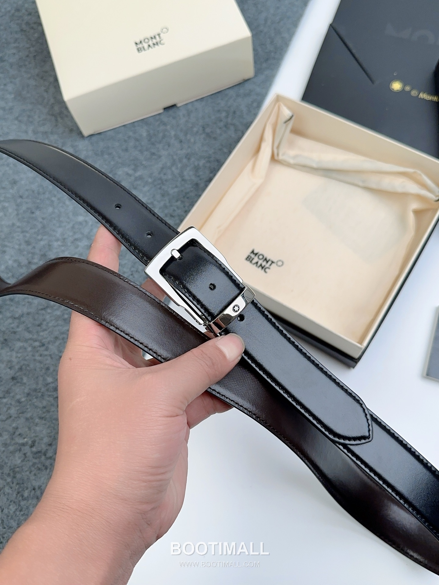 Montblanc Calfskin Leather Reversible Belt with Pin Buckle Palladium 몽블랑 카프스킨 레더 리버서블 벨트 핀 버클 황동 베이스 팔라듐 피니시 3.0cm 4