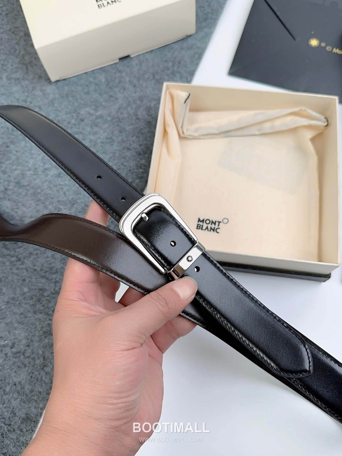 Montblanc Calfskin Leather Reversible Belt with Pin Buckle Palladium 몽블랑 카프스킨 레더 리버서블 벨트 핀 버클 황동 베이스 팔라듐 피니시 3.0cm 4