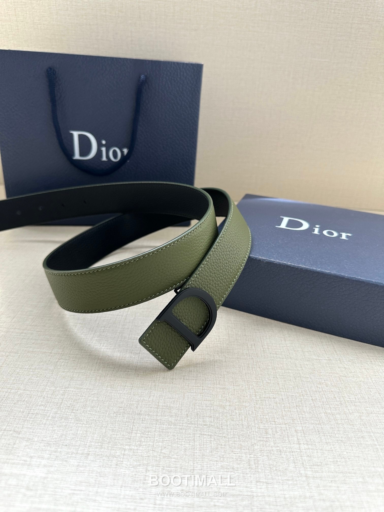 Dior Calfskin Grained Leather Reversible Belt with Logo Buckle Palladium 디올 카프스킨 그레인 레더 리버서블 벨트 로고 버클 황동 베이스 팔라듐 피니시 3.5cm 5