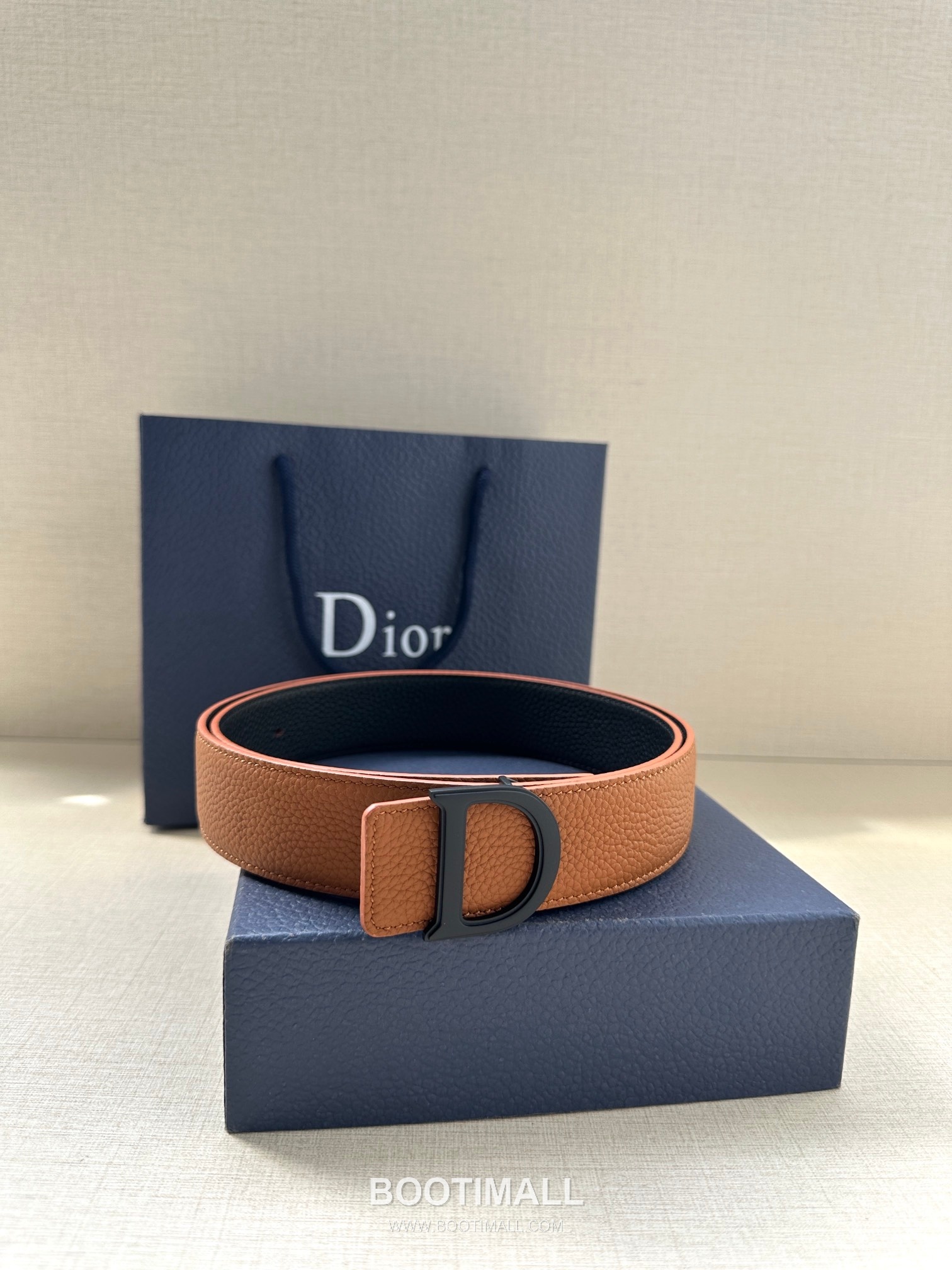 Dior Calfskin Grained Leather Reversible Belt with Logo Buckle Palladium 디올 카프스킨 그레인 레더 리버서블 벨트 로고 버클 황동 베이스 팔라듐 피니시 3.5cm 2
