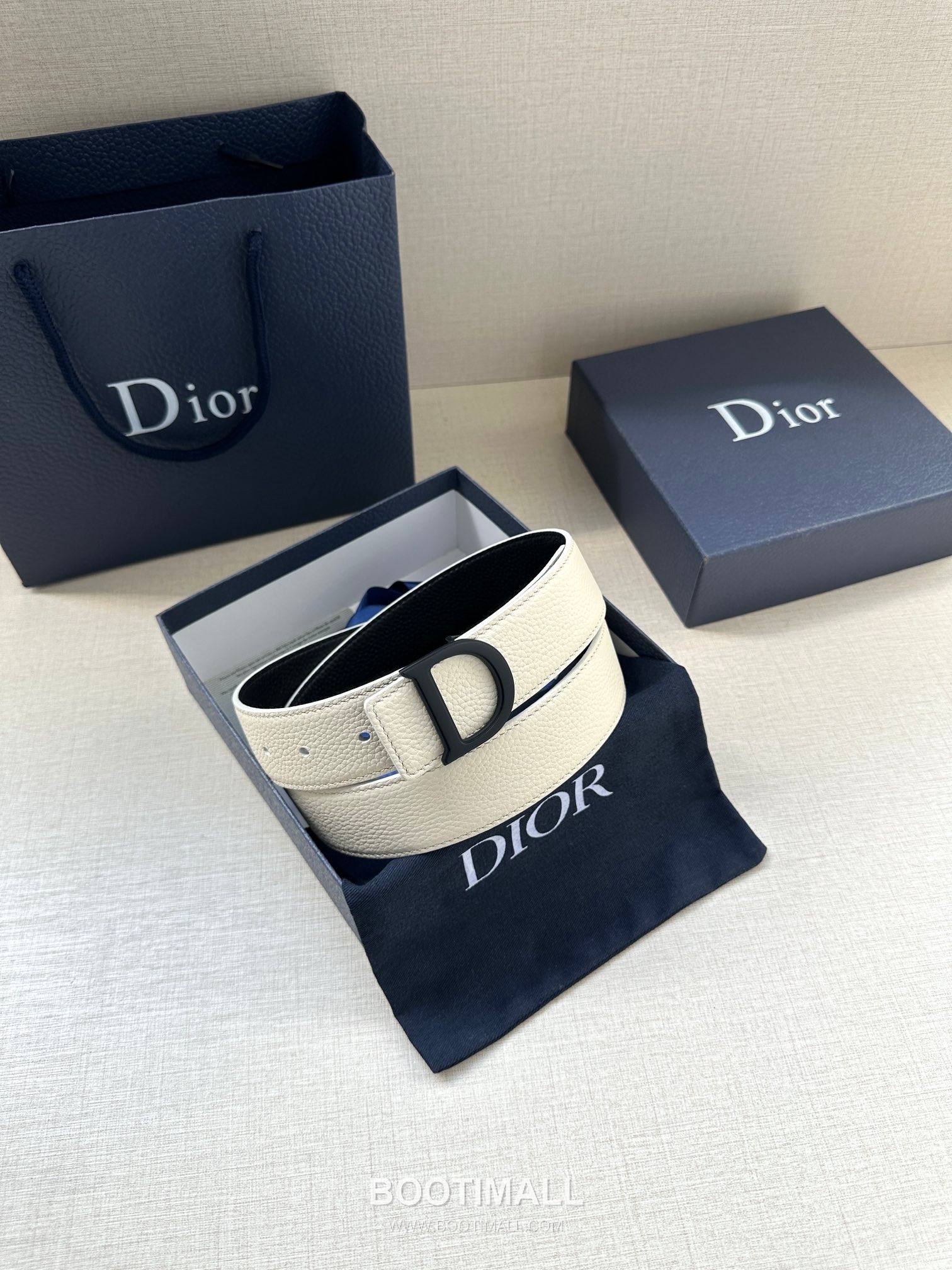 Dior Calfskin Grained Leather Reversible Belt with Logo Buckle Palladium 디올 카프스킨 그레인 레더 리버서블 벨트 로고 버클 황동 베이스 팔라듐 피니시 3.5cm 6