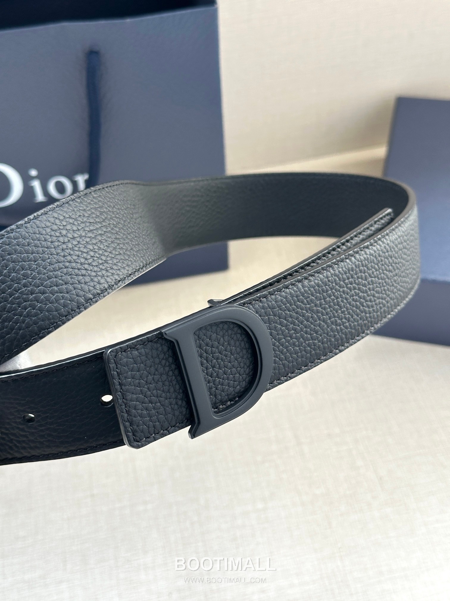 Dior Calfskin Grained Leather Reversible Belt with Logo Buckle Palladium 디올 카프스킨 그레인 레더 리버서블 벨트 로고 버클 황동 베이스 팔라듐 피니시 3.5cm 3