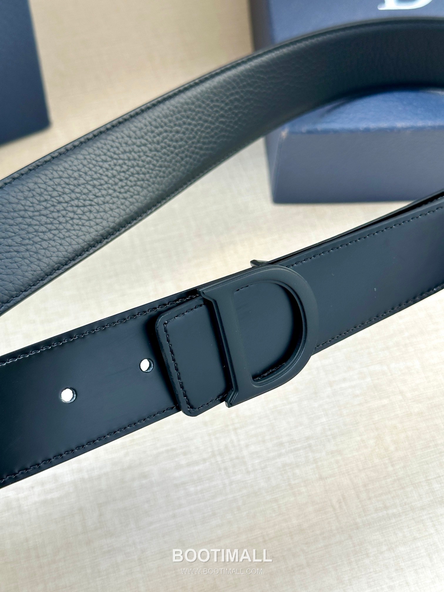 Dior Calfskin Grained Leather Reversible Belt with Logo Buckle Palladium 디올 카프스킨 그레인 레더 리버서블 벨트 로고 버클 황동 베이스 팔라듐 피니시 3.5cm 2