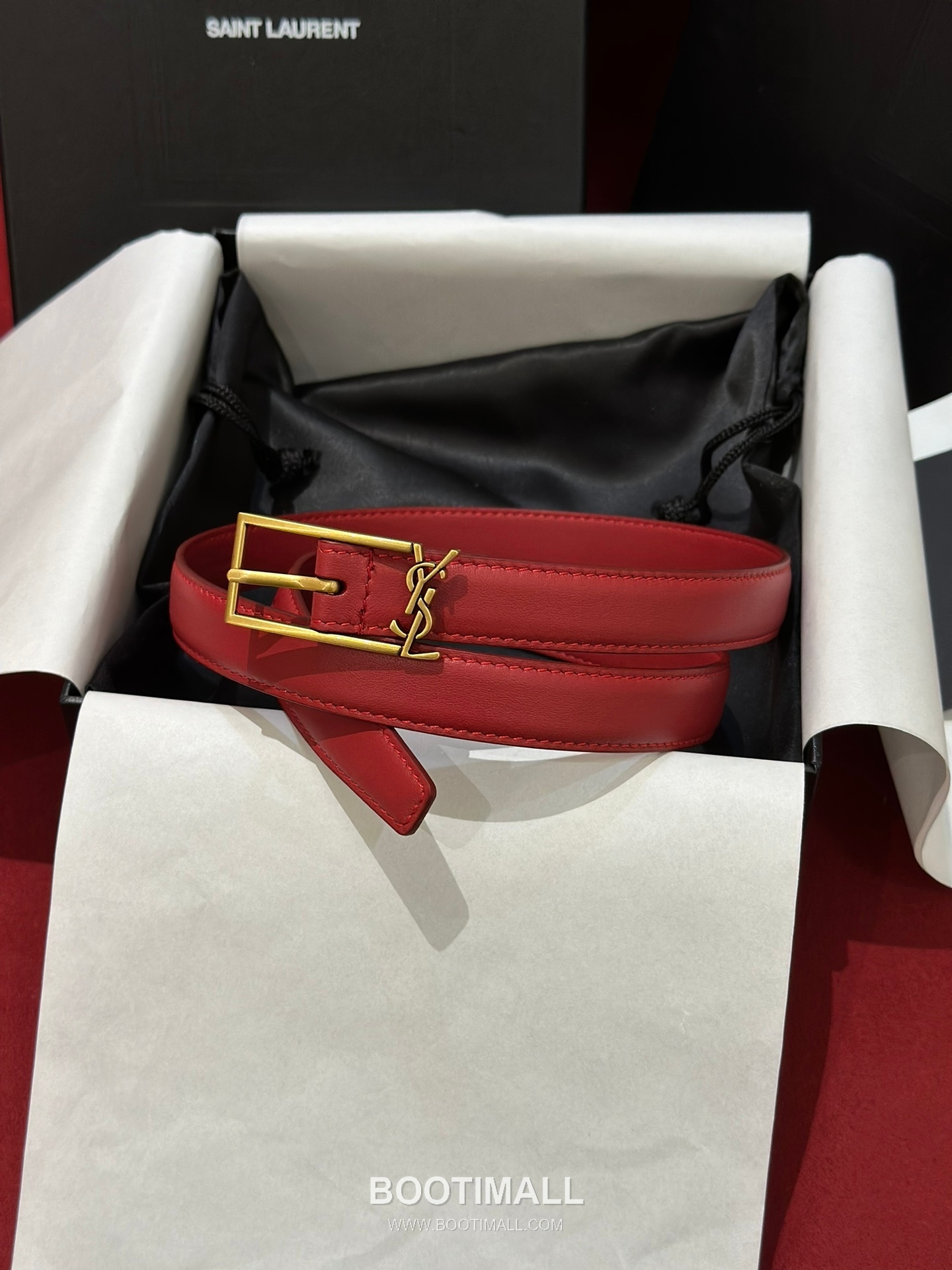 Saint Laurent Calfskin Leather Reversible Belt with YSL Logo Pin Buckle Gold-Plated 생로랑 카프스킨 레더 리버서블 벨트 YSL 로고 핀 버클 황동 베이스 금도금 2.0cm 1