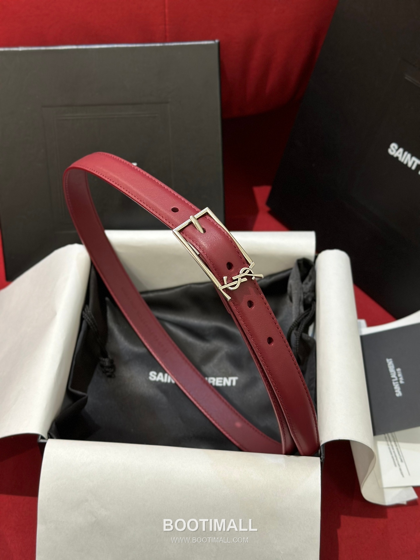 Saint Laurent Calfskin Leather Reversible Belt with YSL Logo Pin Buckle Gold-Plated 생로랑 카프스킨 레더 리버서블 벨트 YSL 로고 핀 버클 황동 베이스 금도금 2.0cm 3