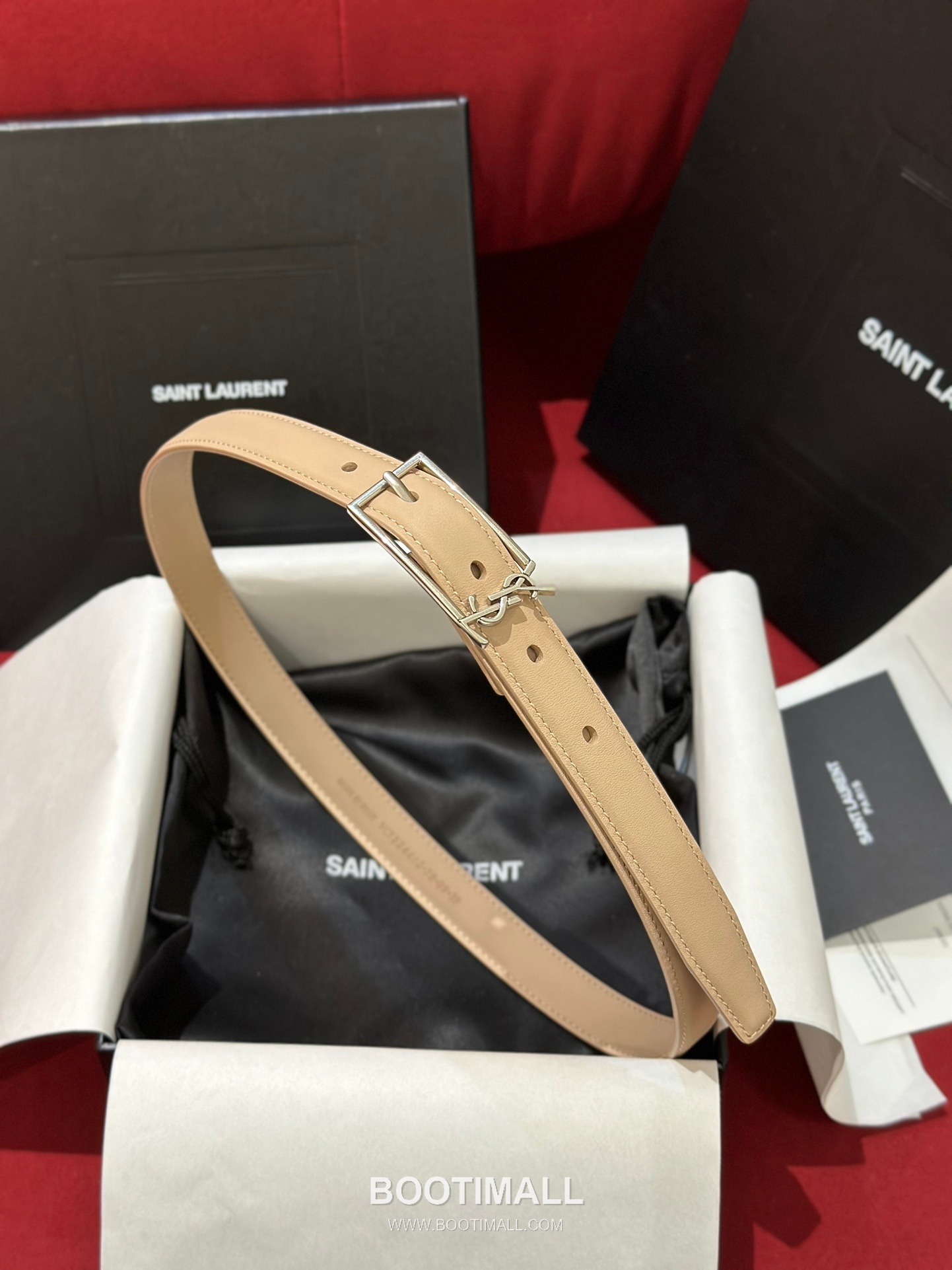 Saint Laurent Calfskin Leather Reversible Belt with YSL Logo Pin Buckle Gold-Plated 생로랑 카프스킨 레더 리버서블 벨트 YSL 로고 핀 버클 황동 베이스 금도금 2.0cm 3