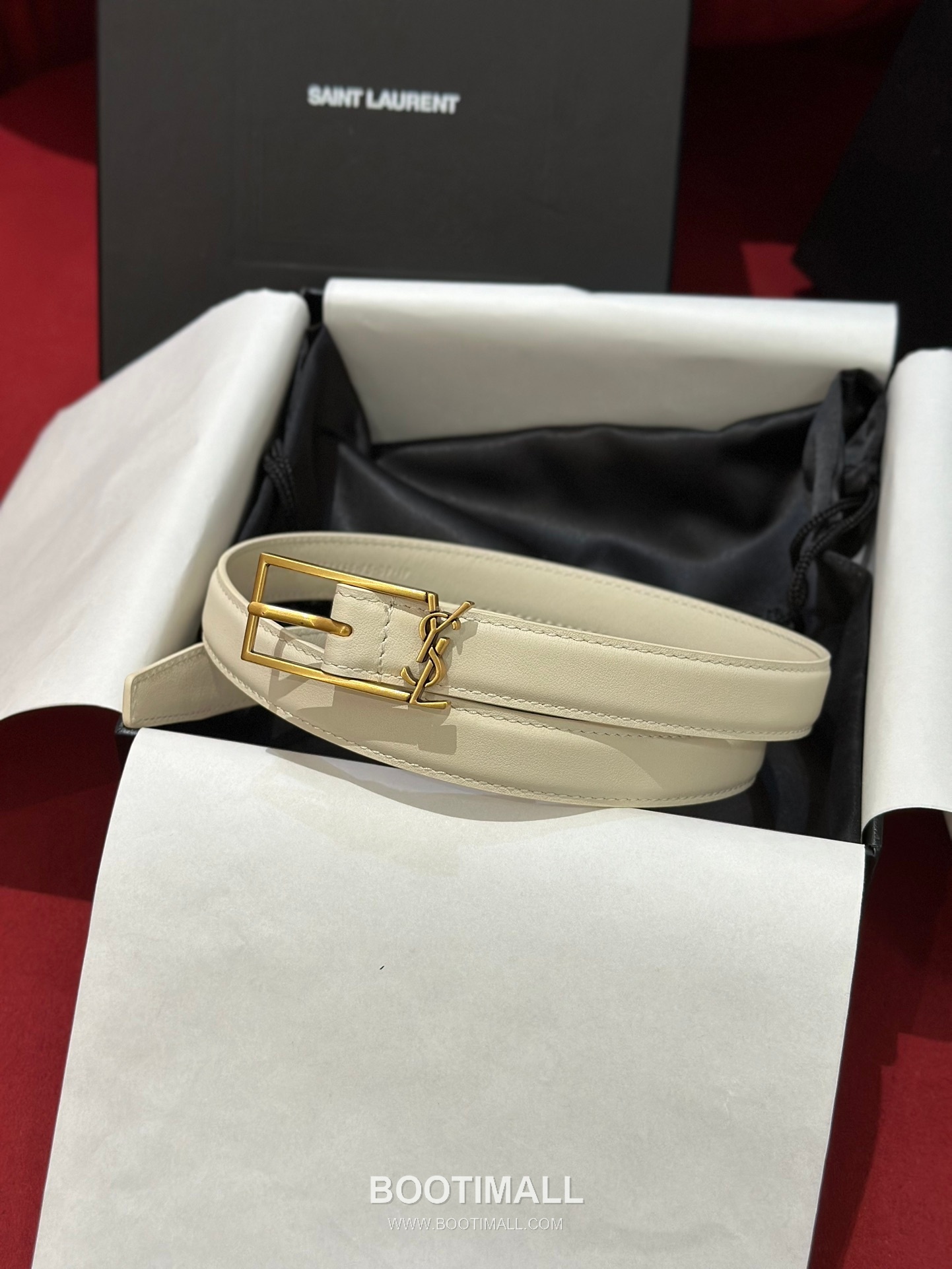 Saint Laurent Calfskin Leather Reversible Belt with YSL Logo Pin Buckle Gold-Plated 생로랑 카프스킨 레더 리버서블 벨트 YSL 로고 핀 버클 황동 베이스 금도금 2.0cm 1