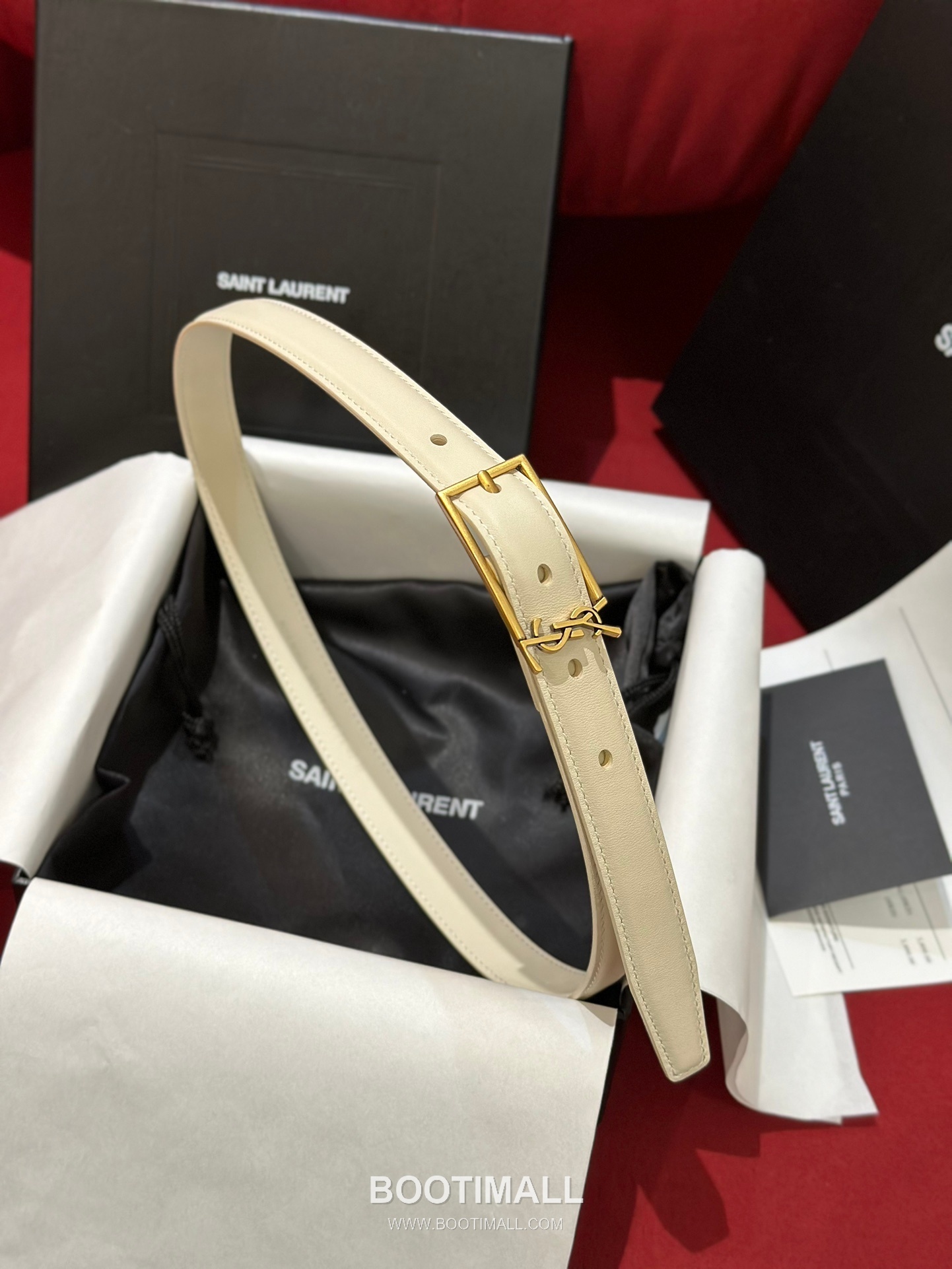 Saint Laurent Calfskin Leather Reversible Belt with YSL Logo Pin Buckle Gold-Plated 생로랑 카프스킨 레더 리버서블 벨트 YSL 로고 핀 버클 황동 베이스 금도금 2.0cm 3