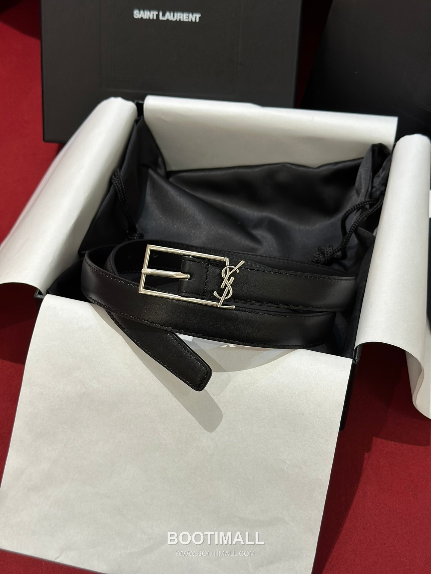 Saint Laurent Calfskin Leather Reversible Belt with YSL Logo Pin Buckle Gold-Plated 생로랑 카프스킨 레더 리버서블 벨트 YSL 로고 핀 버클 황동 베이스 금도금 2.0cm 1