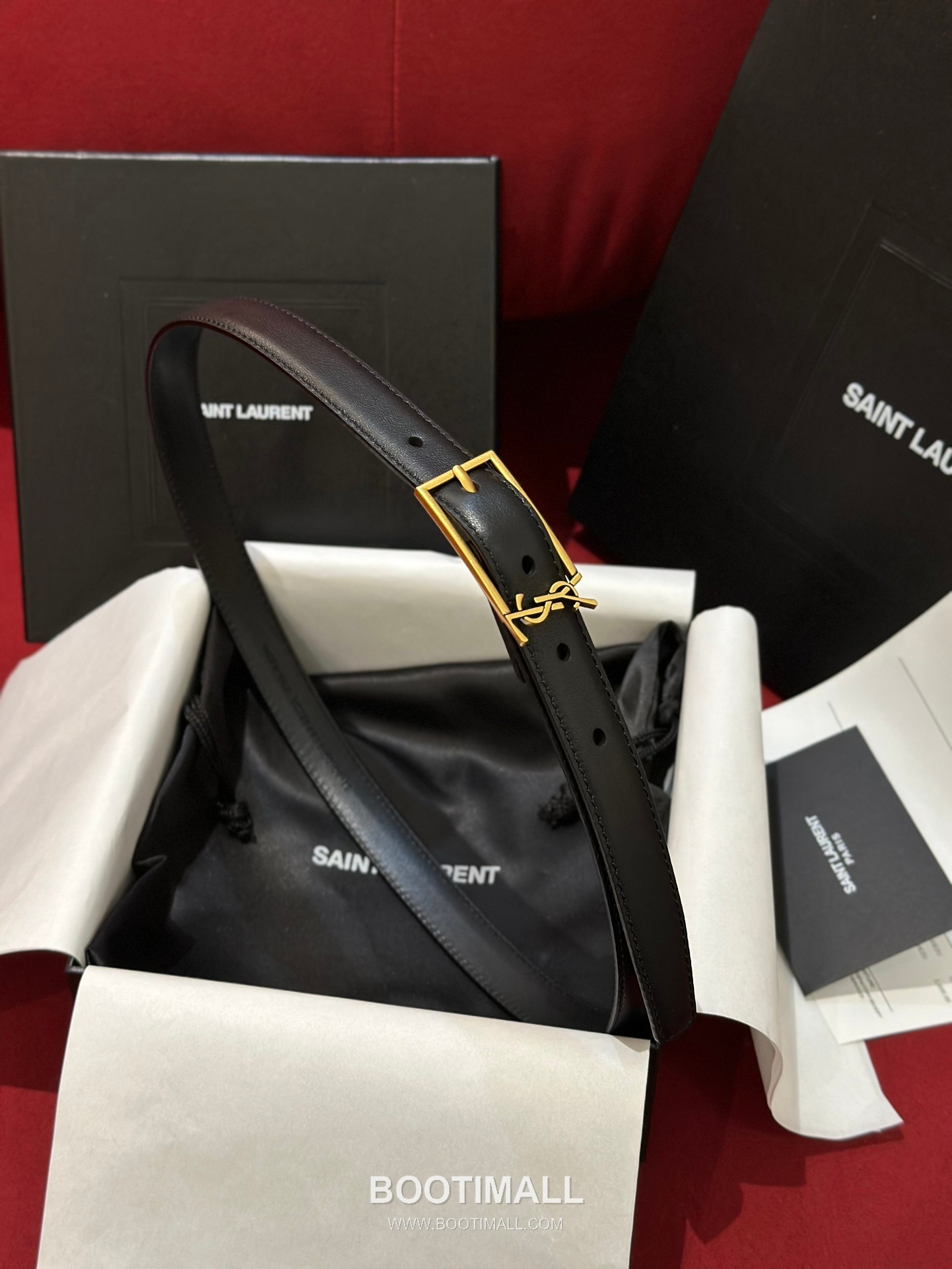 Saint Laurent Calfskin Leather Reversible Belt with YSL Logo Pin Buckle Gold-Plated 생로랑 카프스킨 레더 리버서블 벨트 YSL 로고 핀 버클 황동 베이스 금도금 2.0cm 3