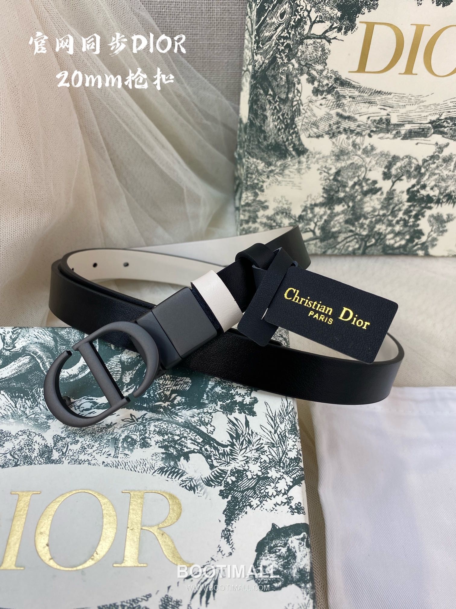 Dior Calfskin Leather Reversible Belt with Rotating Logo Buckle Palladium 디올 카프스킨 레더 리버서블 벨트 로테이팅 로고 버클 황동 베이스 팔라듐 피니시 3.0cm 1