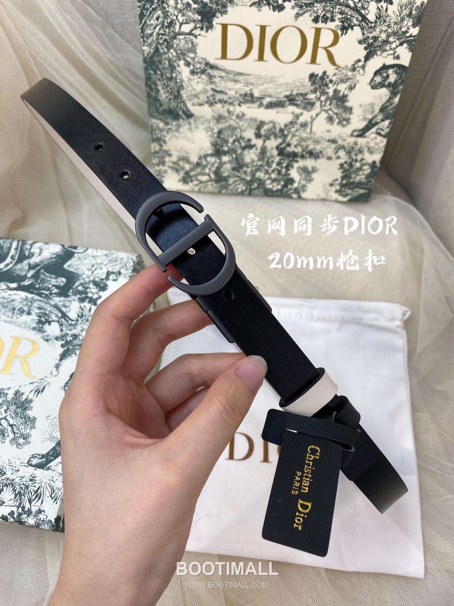 Dior Calfskin Leather Reversible Belt with Rotating Logo Buckle Palladium 디올 카프스킨 레더 리버서블 벨트 로테이팅 로고 버클 황동 베이스 팔라듐 피니시 3.0cm 4
