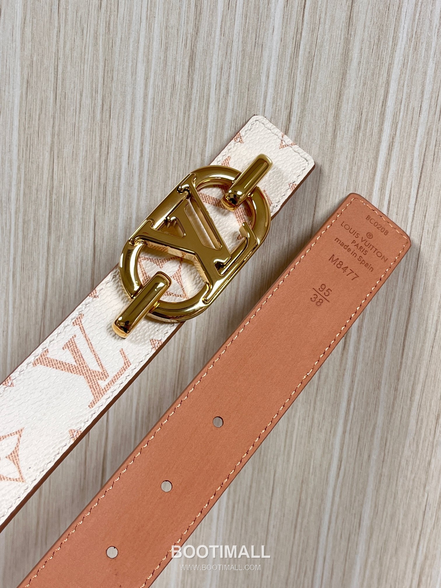 Louis Vuitton Monogram Canvas Calfskin Reversible Belt with LV Buckle Gold-Plated 루이비통 모노그램 캔버스 카프스킨 리버서블 벨트 LV 버클 황동 베이스 금도금 3.0cm 4