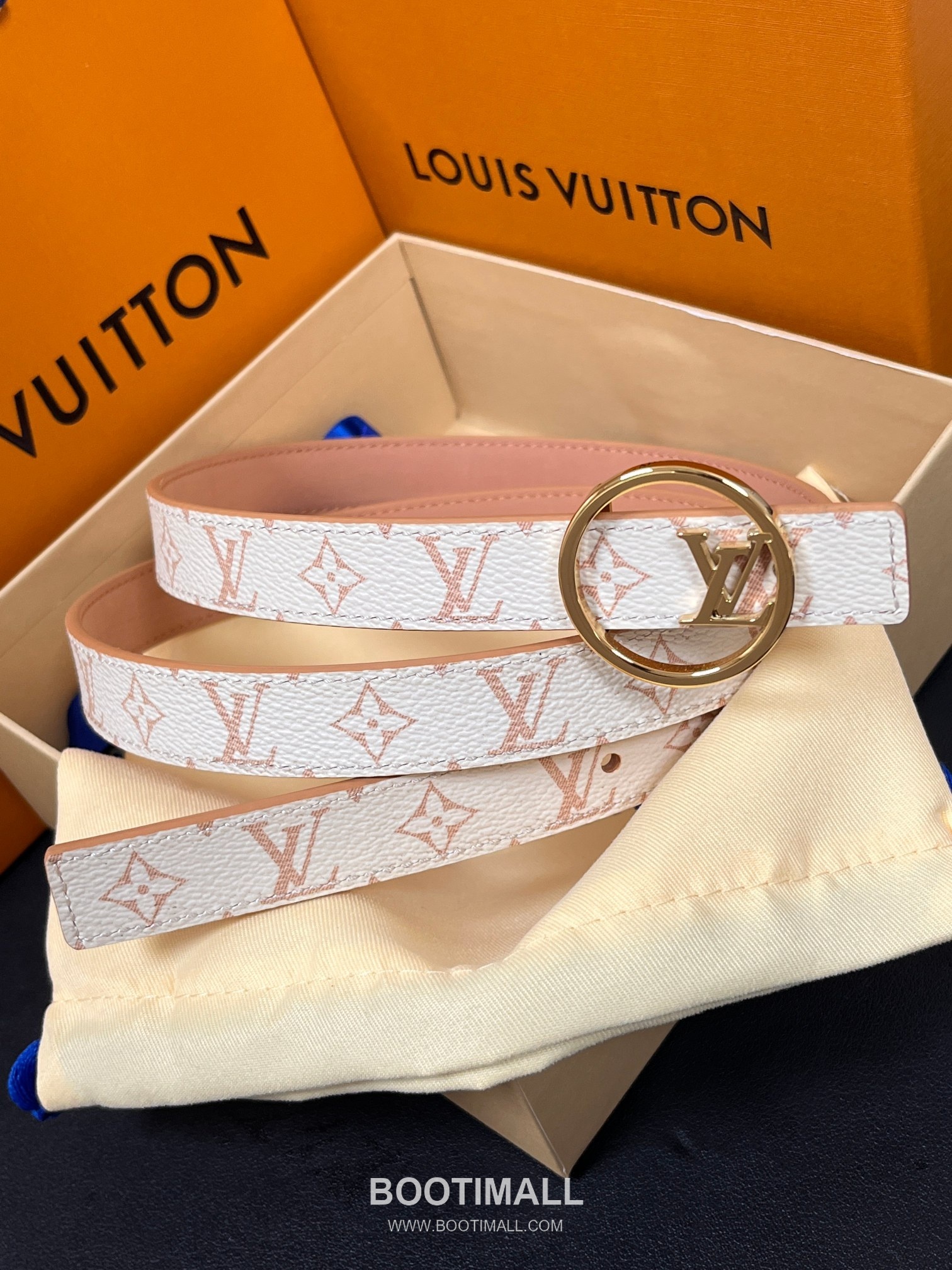 Louis Vuitton Monogram Canvas Calfskin Reversible Belt with LV Buckle Gold-Plated 루이비통 모노그램 캔버스 카프스킨 리버서블 벨트 LV 버클 황동 베이스 금도금 2.0cm 1