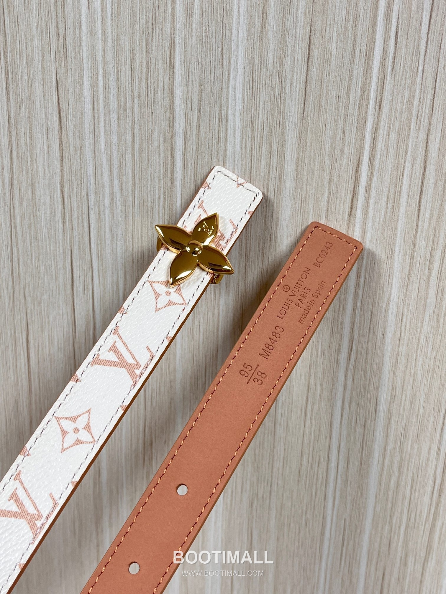 Louis Vuitton Monogram Canvas Calfskin Reversible Belt with LV Buckle Gold-Plated 루이비통 모노그램 캔버스 카프스킨 리버서블 벨트 LV 버클 황동 베이스 금도금 2.0cm 4